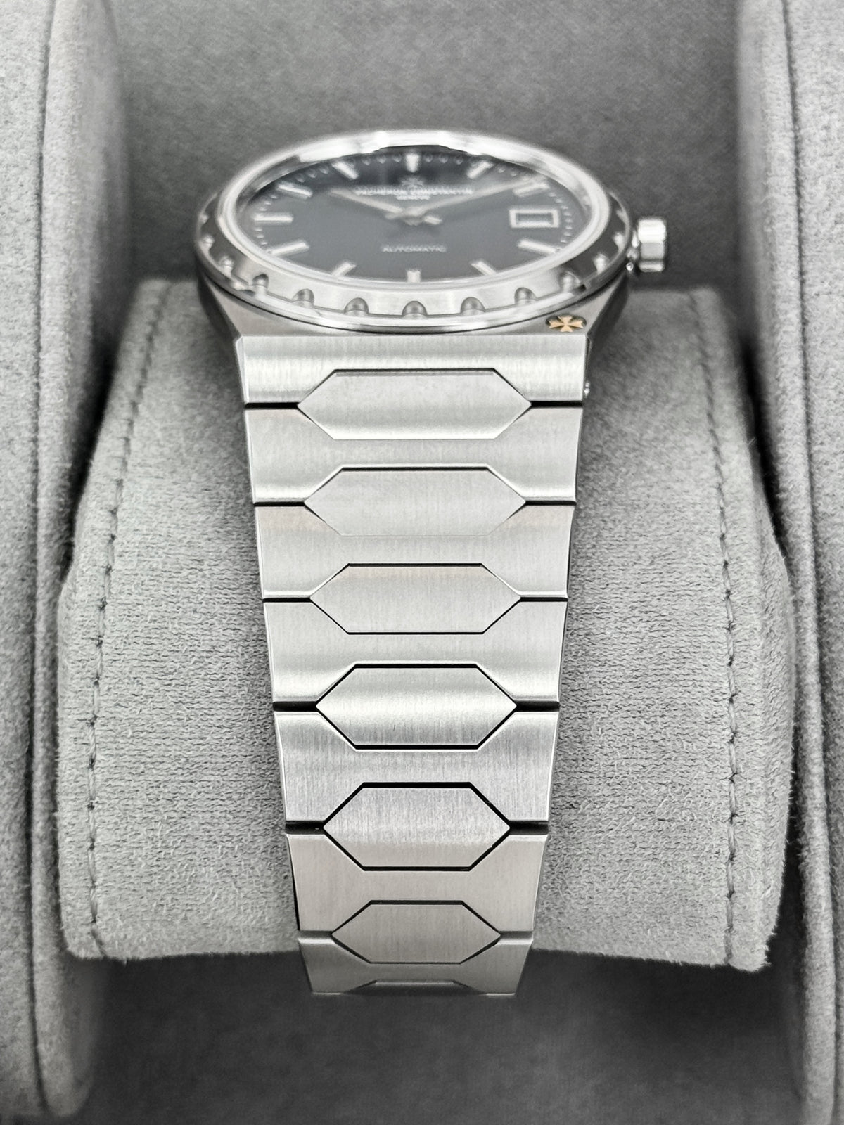 2026 Vacheron Constantin 222 37mm 4200H Stainless Steel Blue Dial
