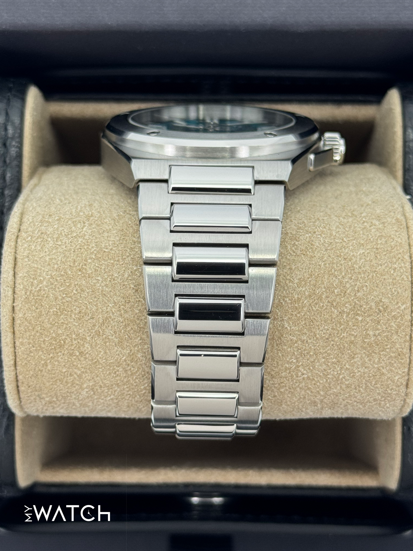 NEW 2025 IWC Ingenieur Automatic 40mm IW328903 Aqua Dial