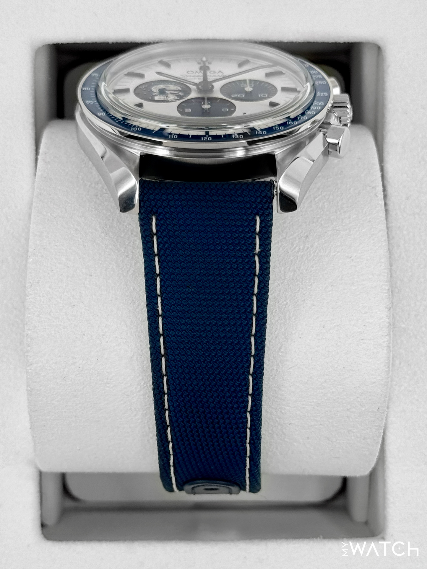 NEW 2026 Omega Speedmaster Silver Snoopy Award 310.32.42.50.02.001 - MyWatchLLC