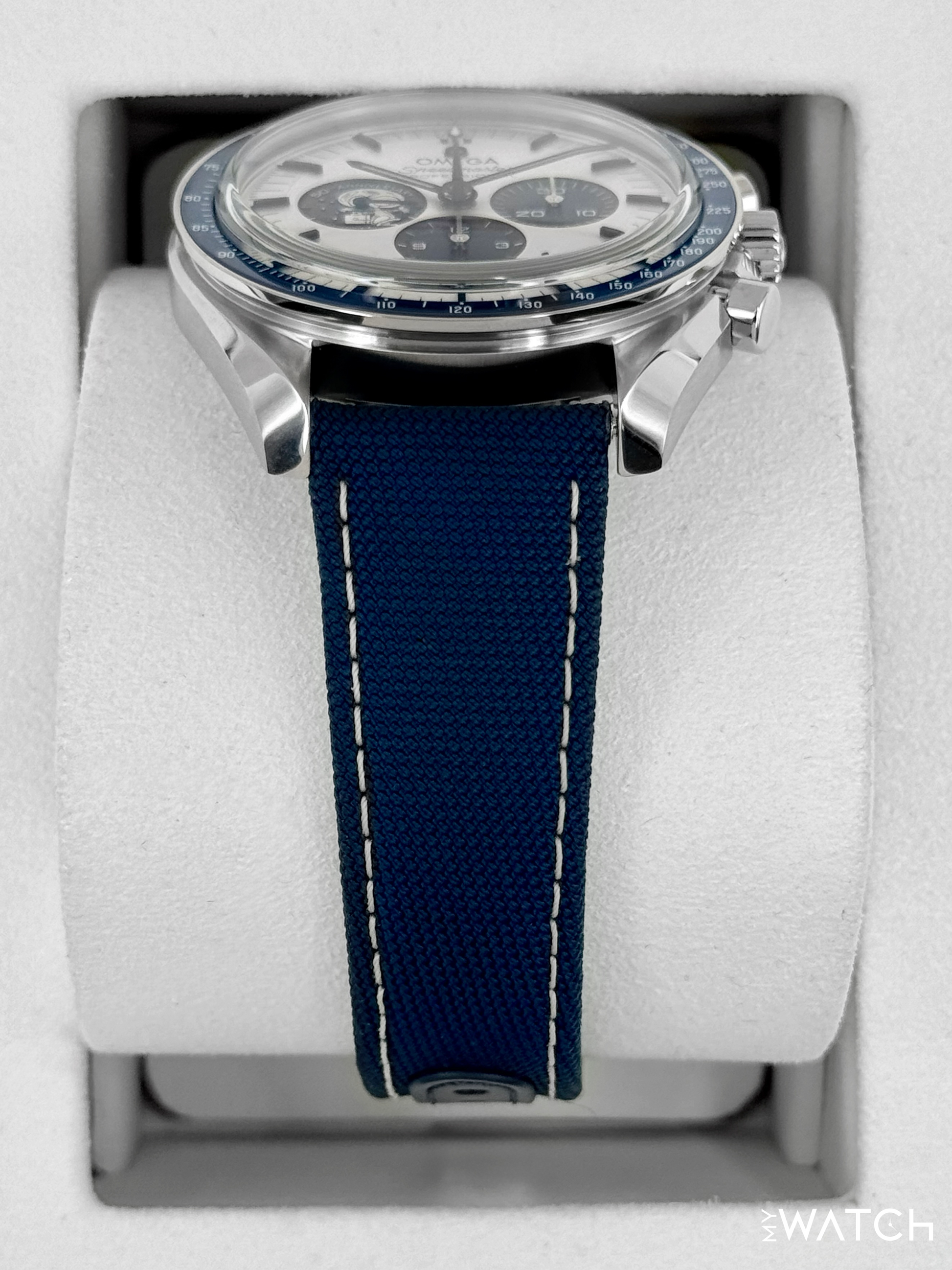 NEW 2026 Omega Speedmaster Silver Snoopy Award 310.32.42.50.02.001 - MyWatchLLC