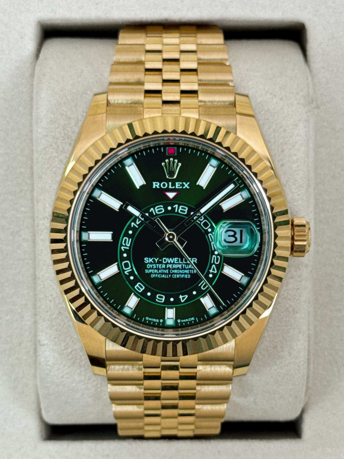2025 Rolex Sky-Dweller 42mm 336938 Yellow Gold Jubilee Green Dial
