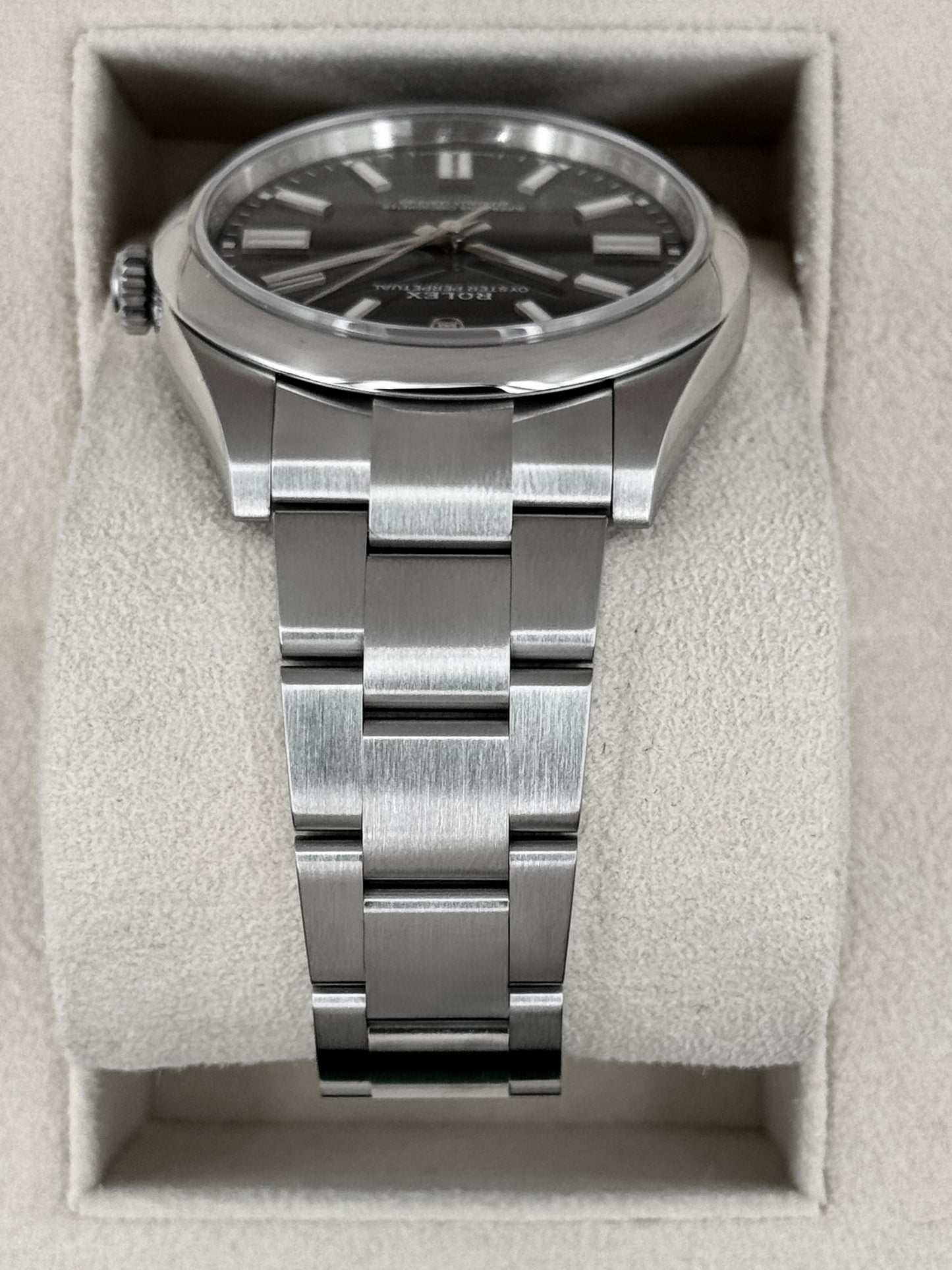 2023 Rolex Oyster Perpetual 41mm 124300 Black Dial