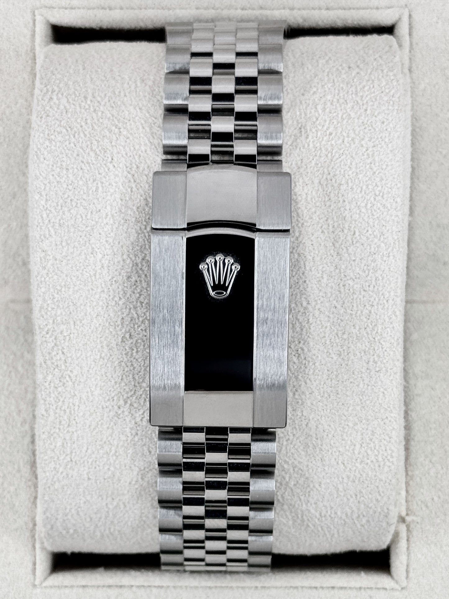 2024 Rolex Datejust 41mm 126334 Stainless Steel Jubilee Green Motif Dial