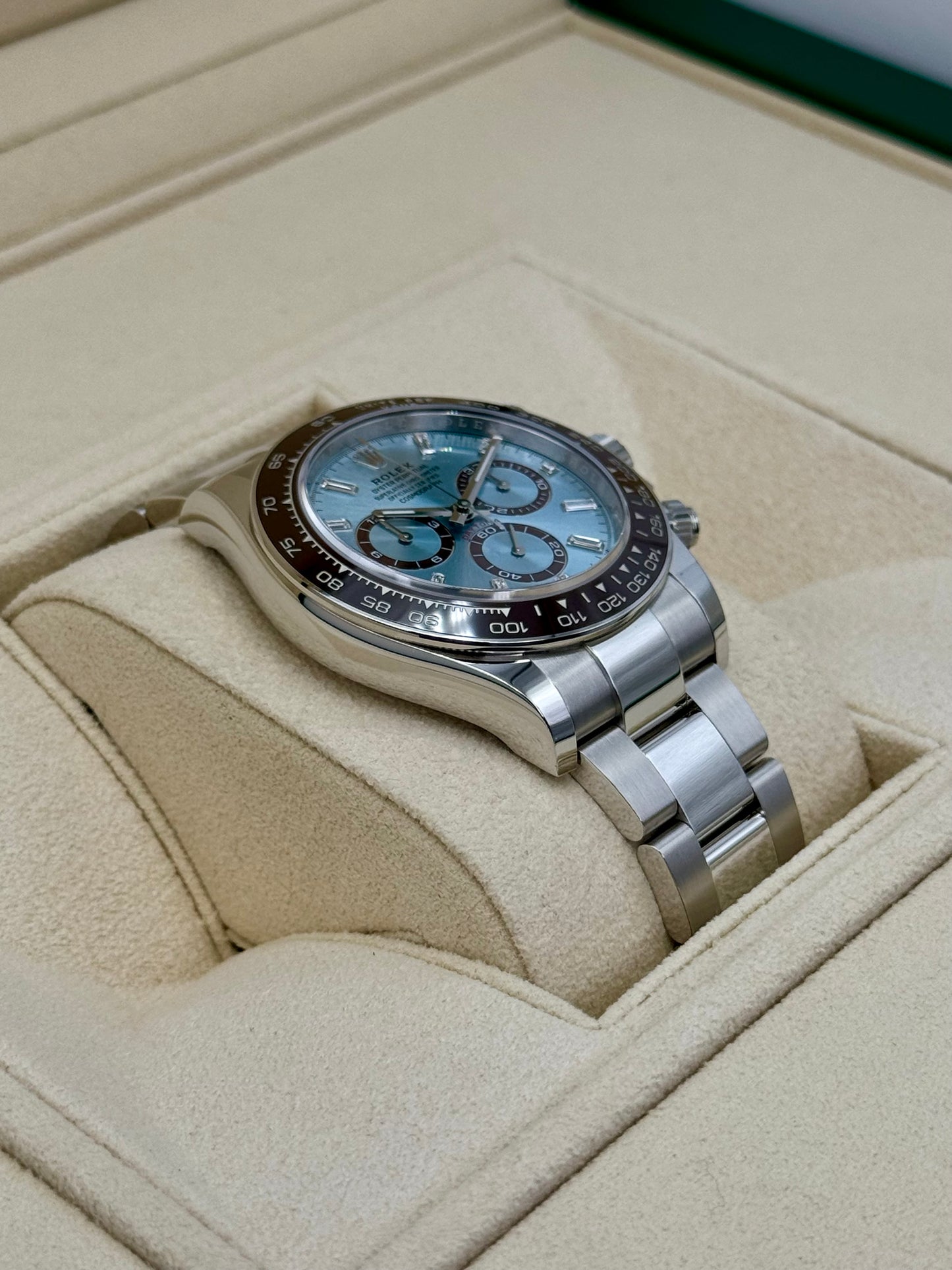 NEW Rolex Daytona 40mm 126506 Platinum Ice Blue Diamond Baguette Dial