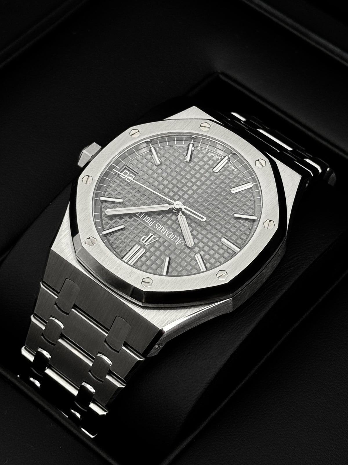 2022 Audemars Piguet Royal Oak 41mm 15500ST Stainless Steel Grey Dial - MyWatchLLC
