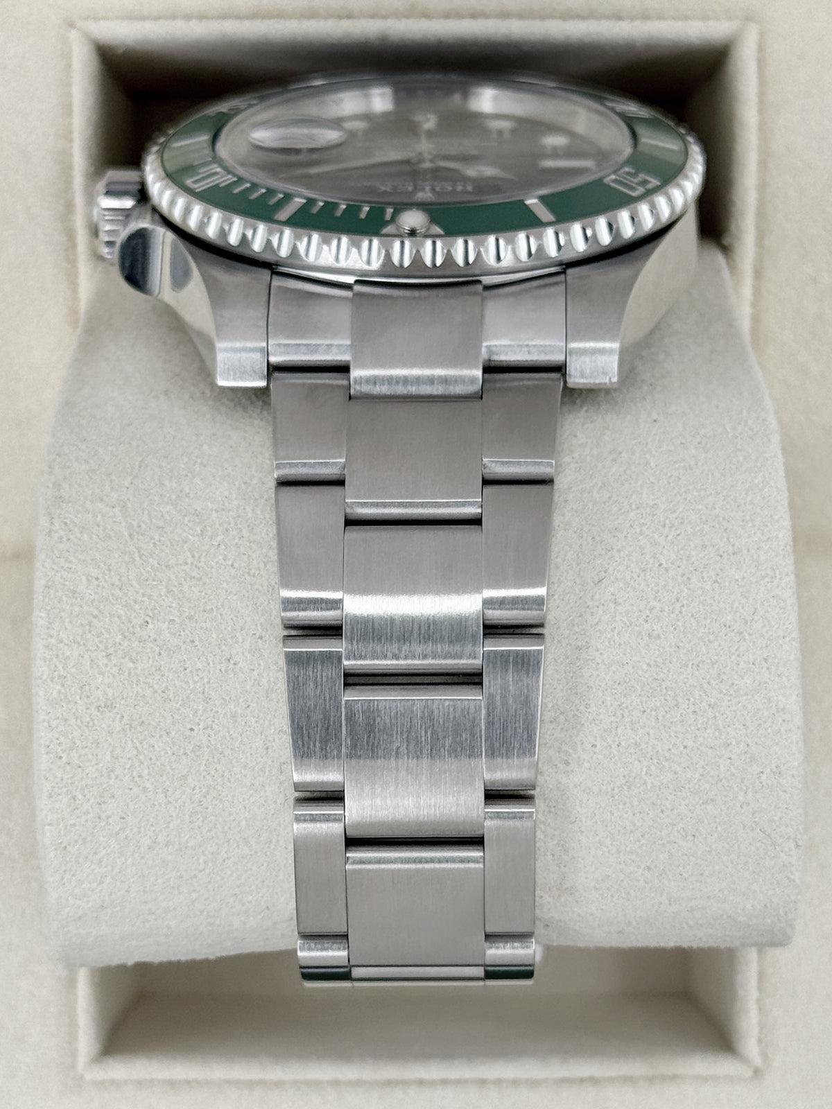 2016 Rolex Submariner Hulk 40mm 116610LV Green Dial