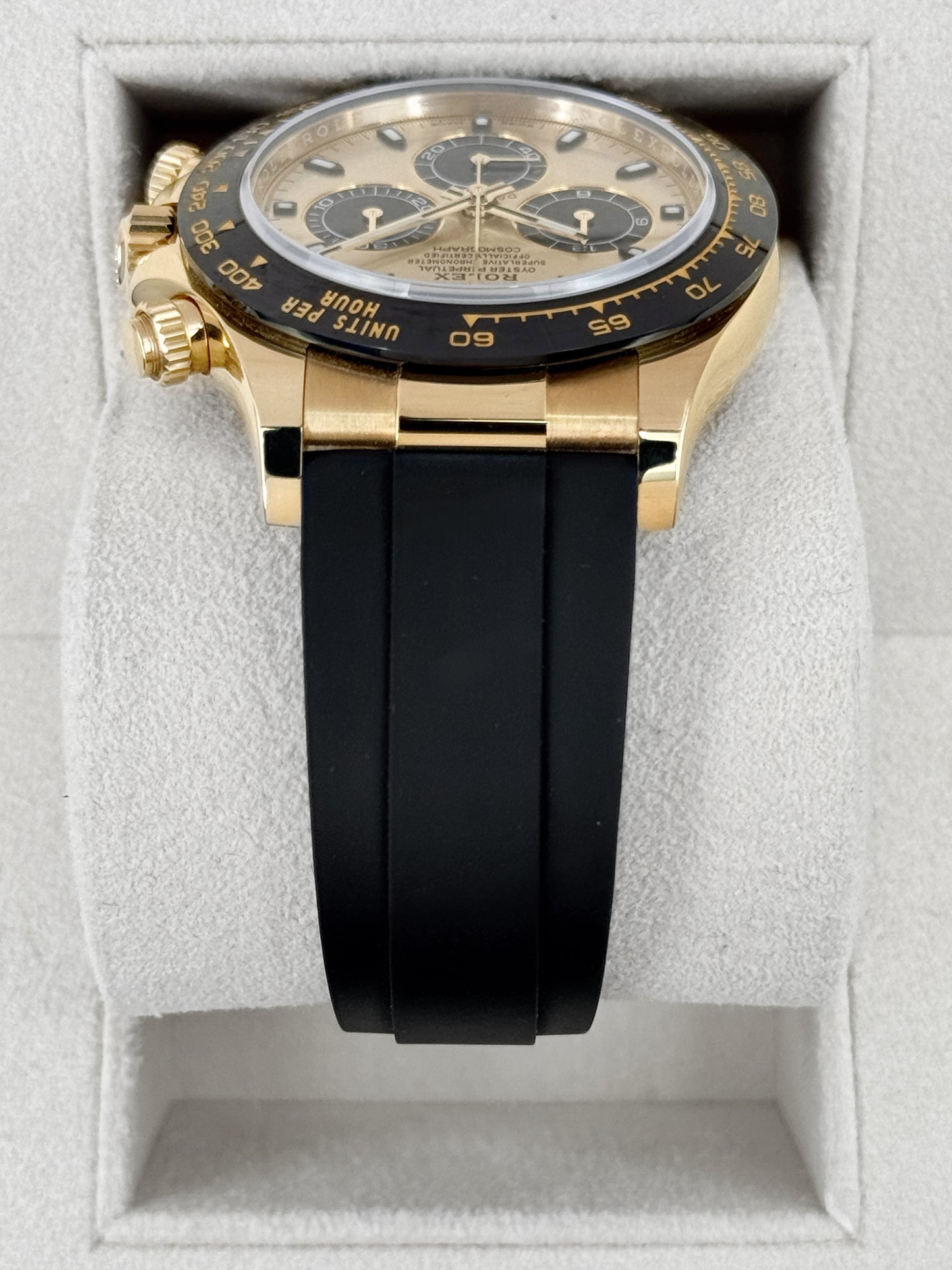 2022 Rolex Daytona 40mm 116518LN Yellow Gold Oysterflex Champagne Dial