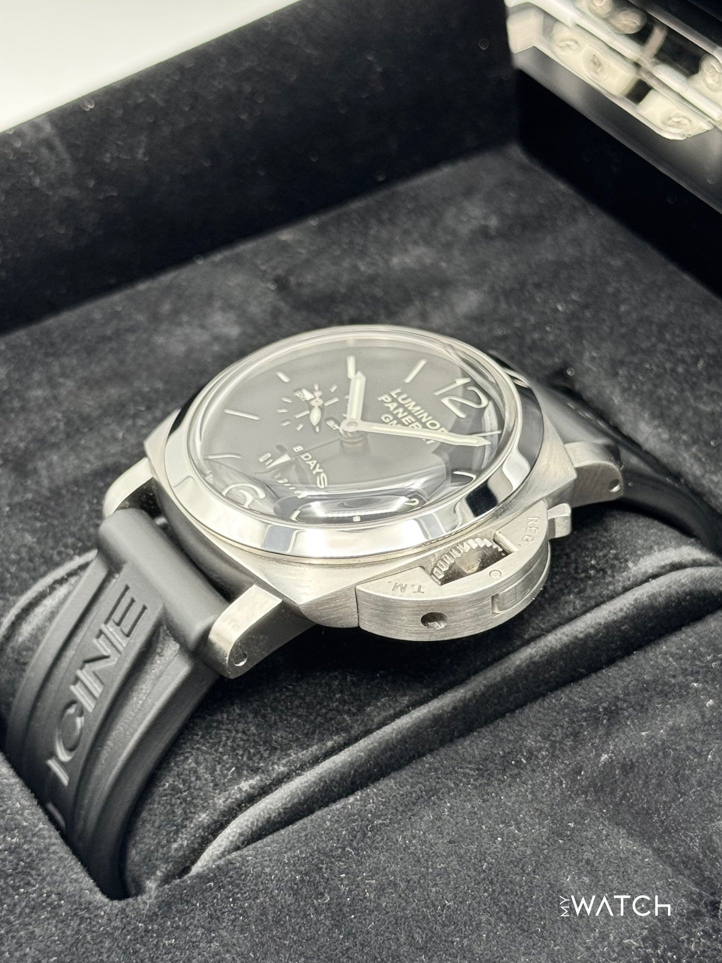 2011 Panerai Luminor 1950 8 Days GMT 44mm PAM00233 Black Dial