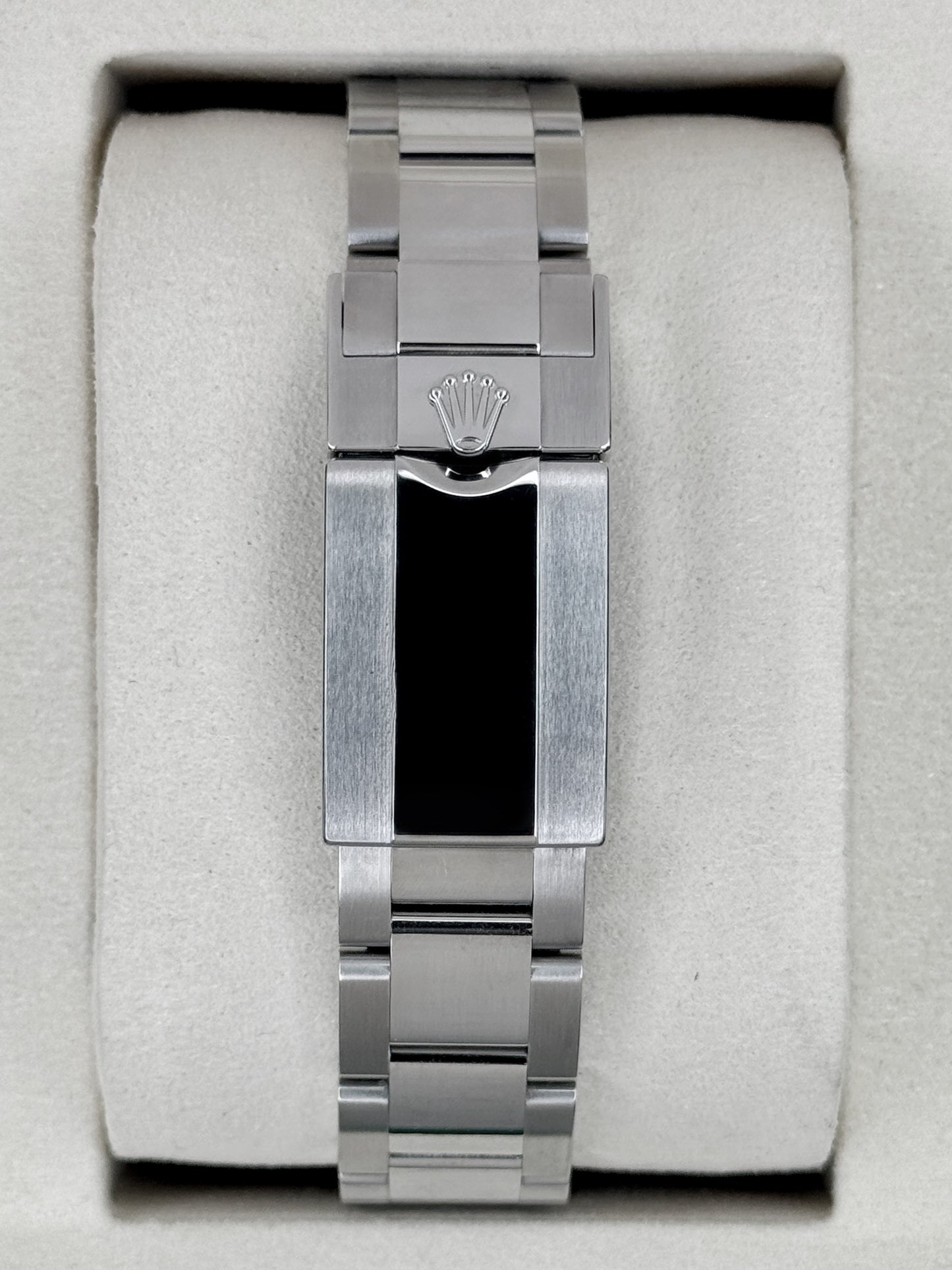 2025 Rolex Yacht-Master 40mm 126622 Stainless Steel Blue Dial