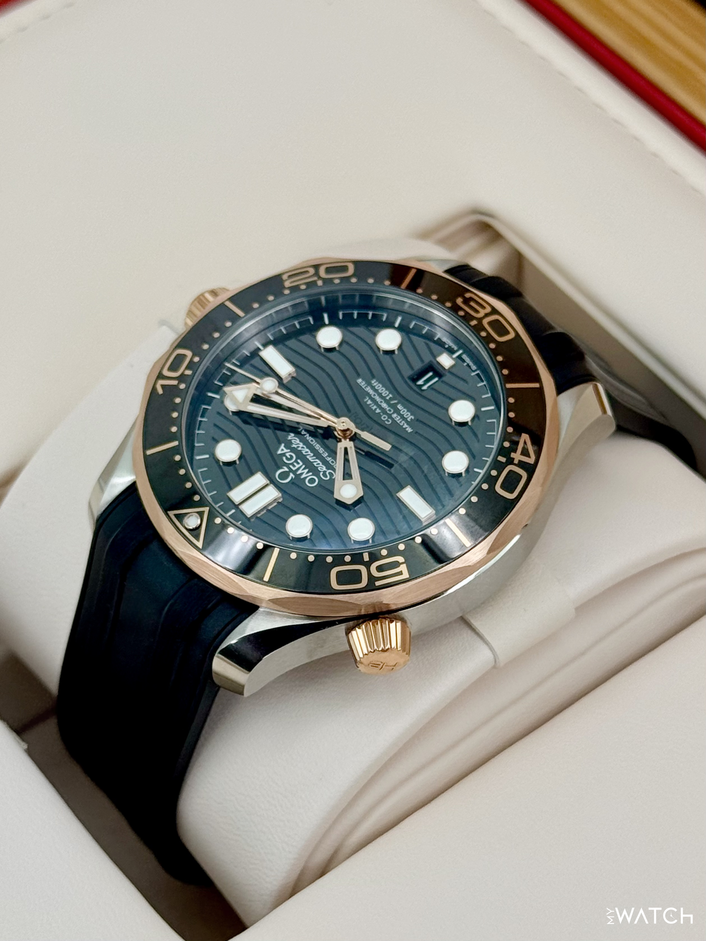 NEW 2026 Omega Seamaster Diver 300M 42mm 210.22.42.20.01.002 Black Dial
