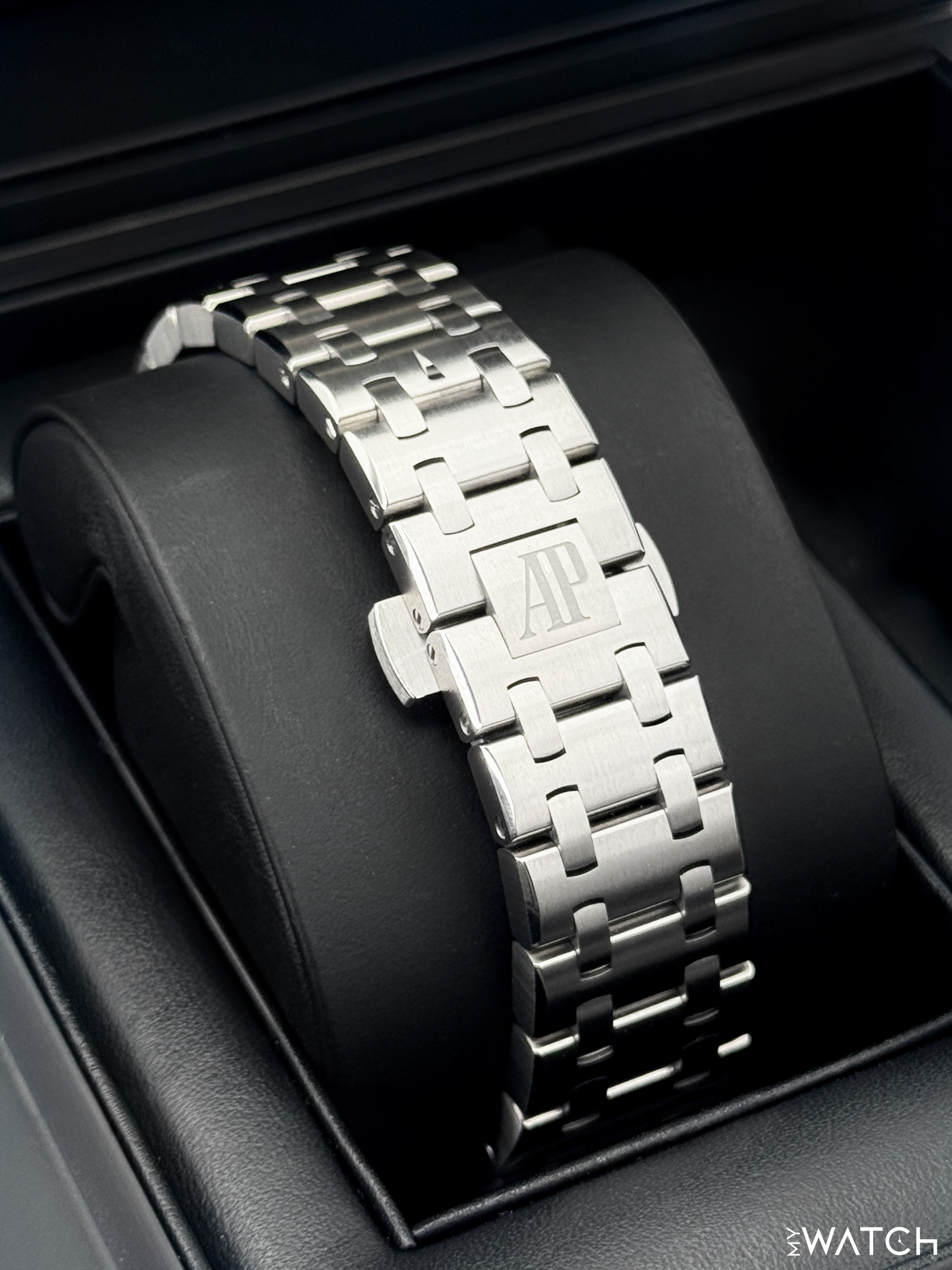 2021 Audemars Piguet Royal Oak Offshore Chrono "The Beast" 42mm 26238ST Blue Dial - MyWatchLLC