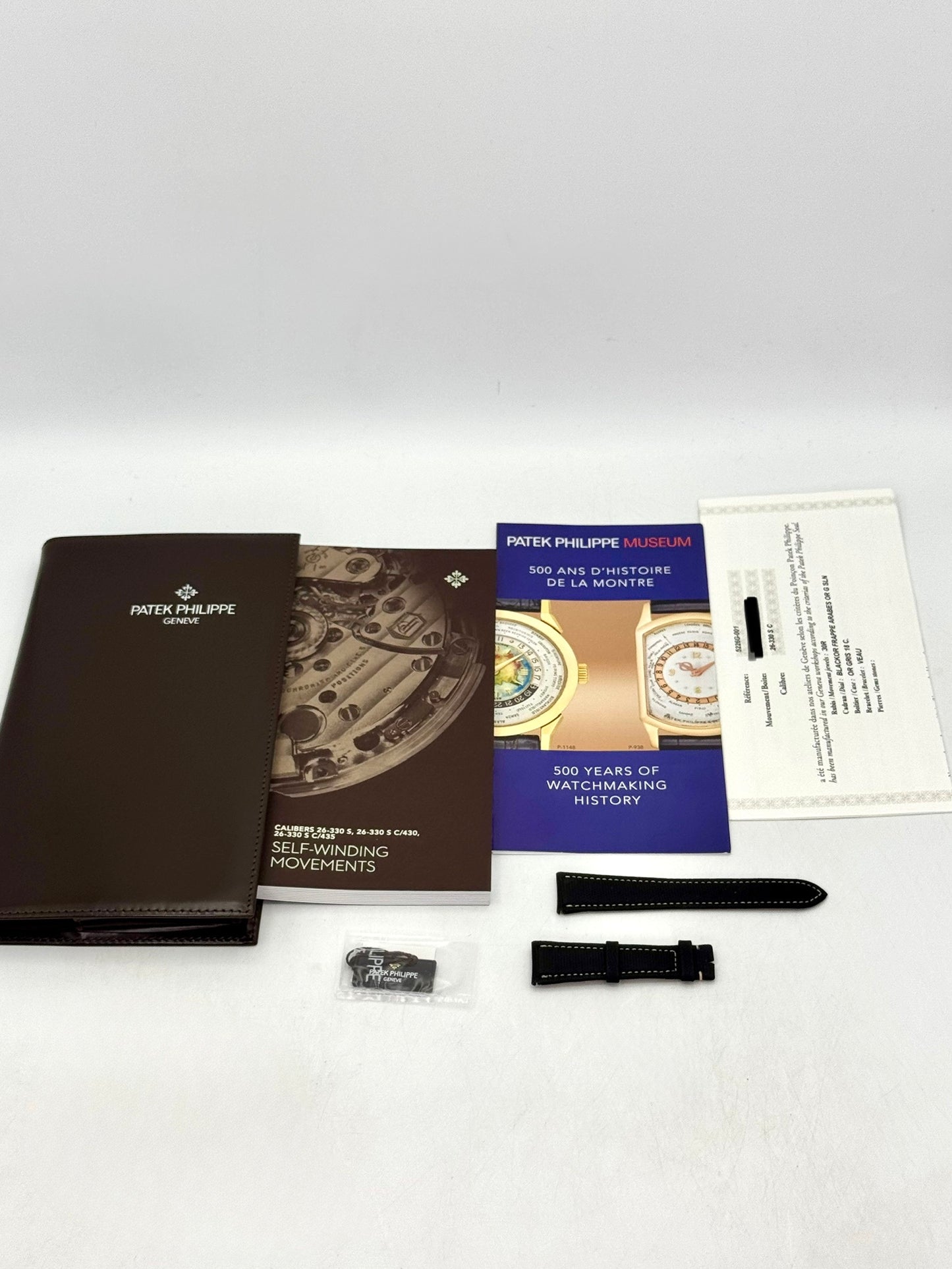 2025 Patek Philippe Calatrava 40mm 5226G White Gold Black Dial