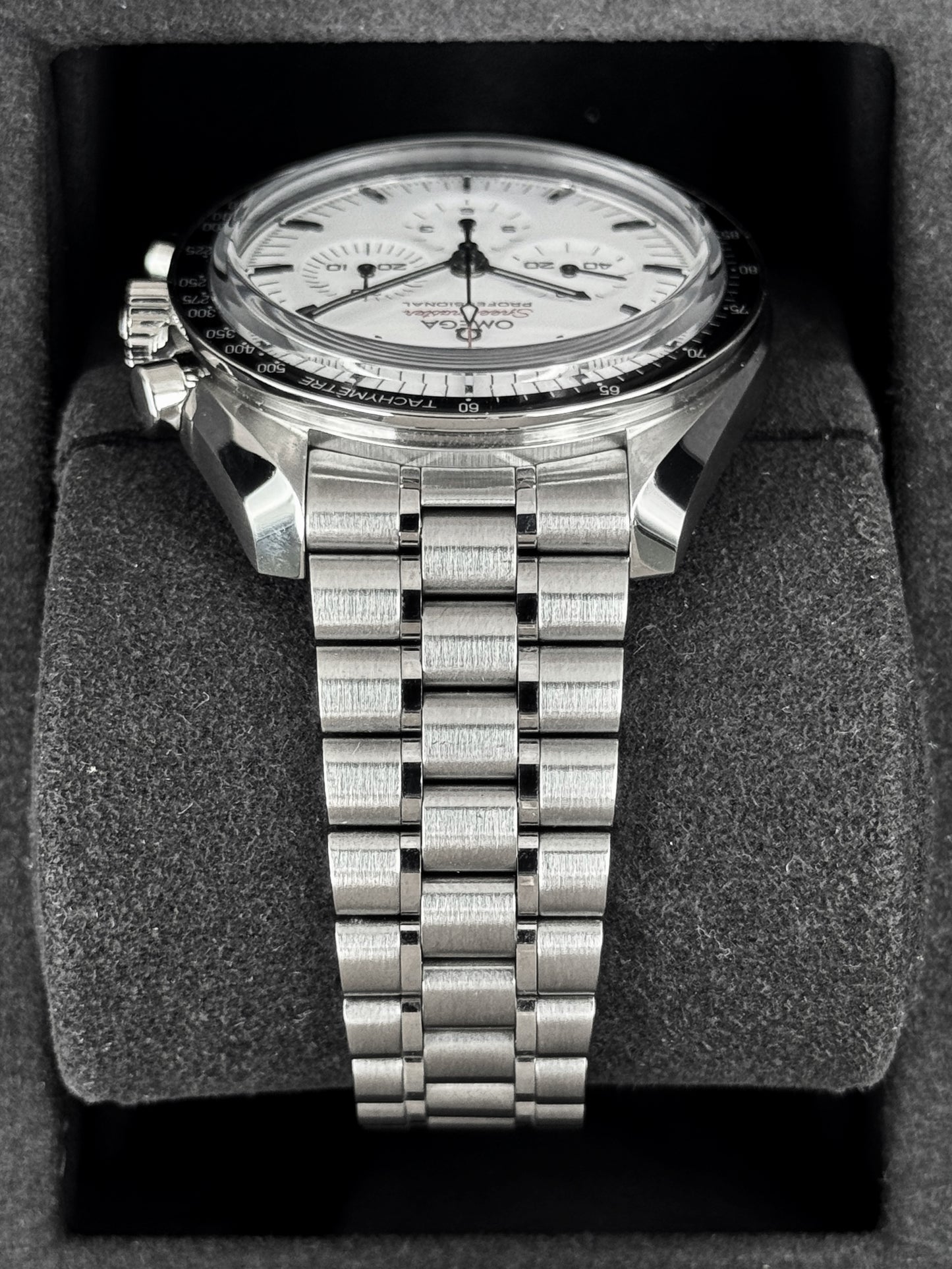 2026 Omega Speedmaster Moonwatch Pro 42mm 310.30.42.50.04.001 White Dial