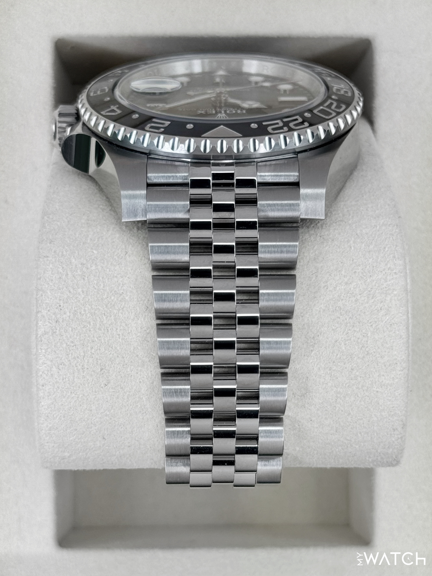 NEW 2026 Rolex GMT-Master II "Bruce Wayne" 40mm 126710GRNR Jubilee