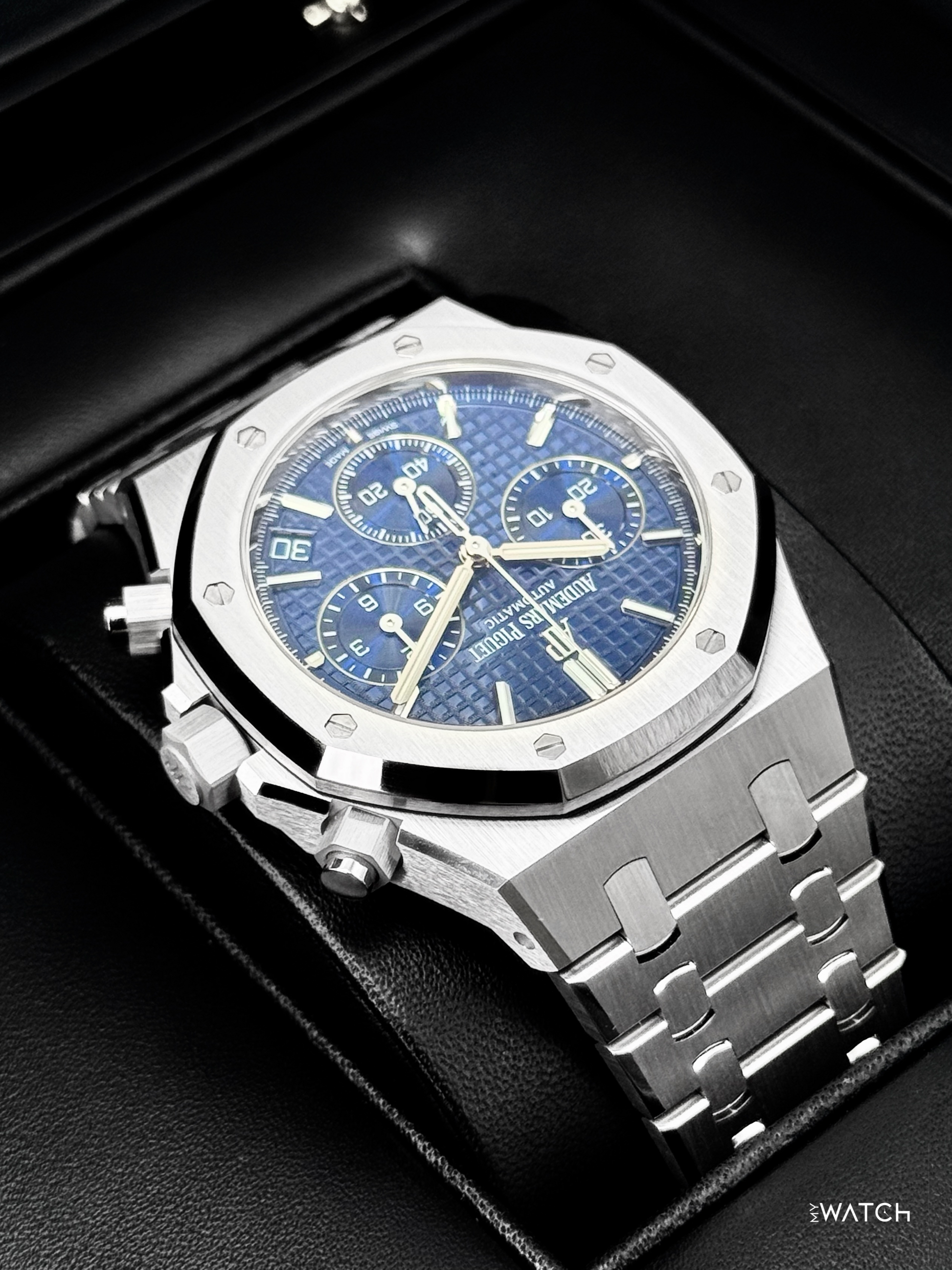 NEW 2021 Audemars Piguet  Royal Oak 41mm 26239BC Blue Dial - MyWatchLLC