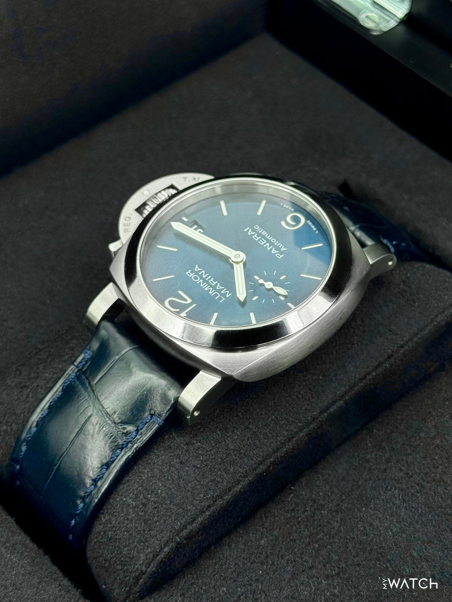 2021 Panerai Luminor Marina Quaranta 40mm PAM01270 Stainless Steel Blue Dial