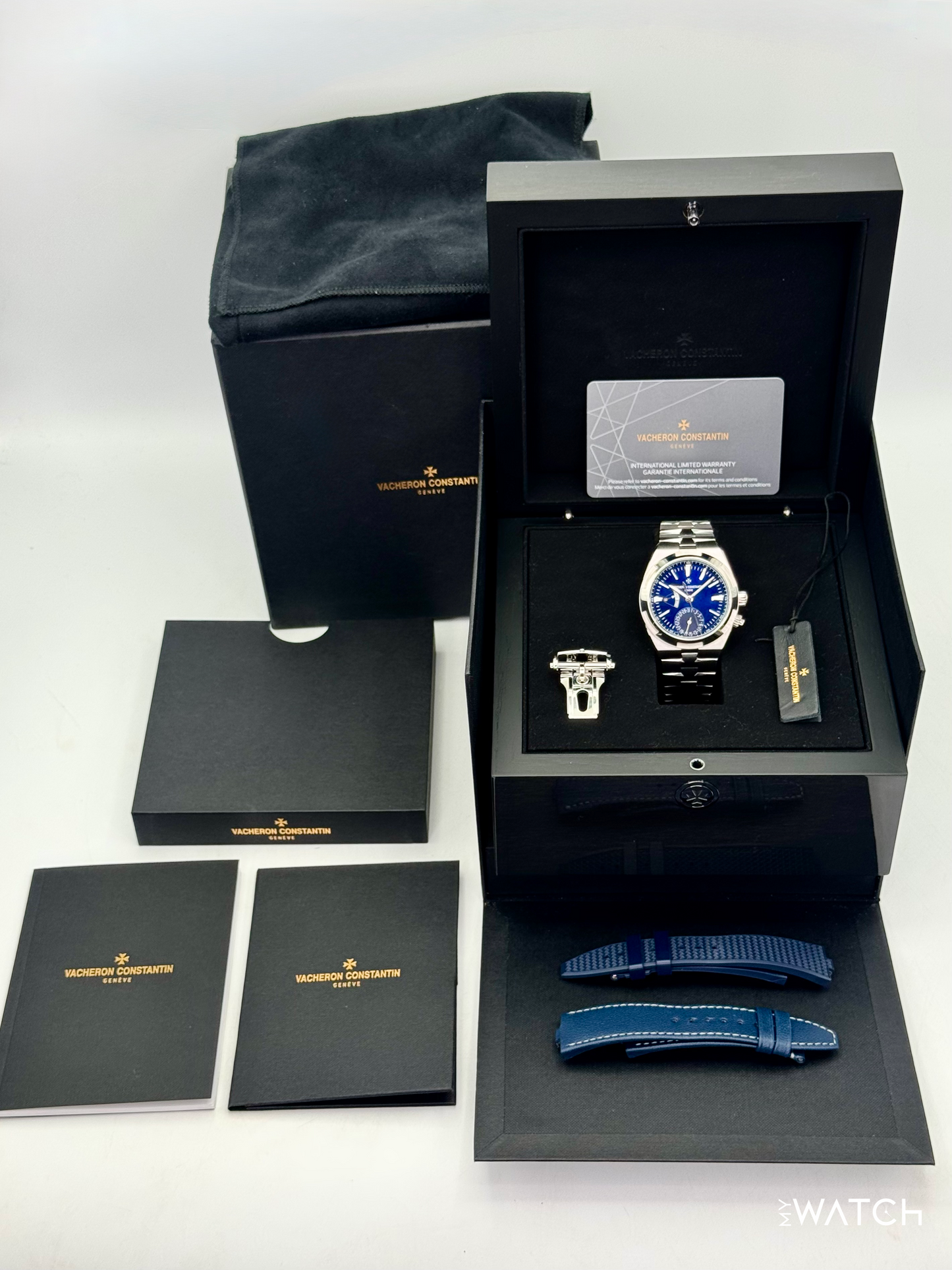 2023 Vacheron Constantin Overseas Dual Time 41mm 7900V Blue Dial - MyWatchLLC