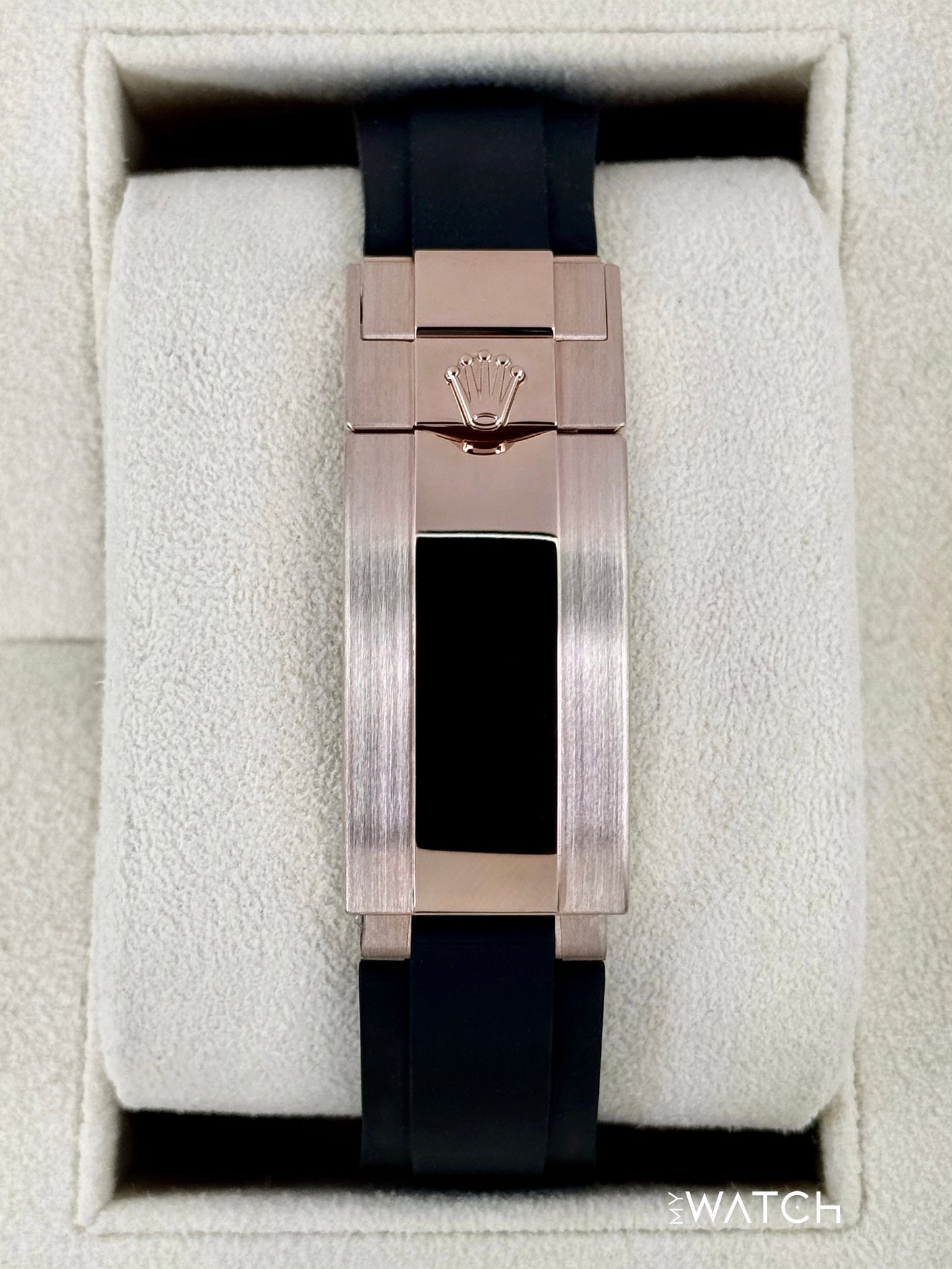 2025 Rolex Daytona 40mm 126515LN Rose Gold Oysterflex Sundust Dial