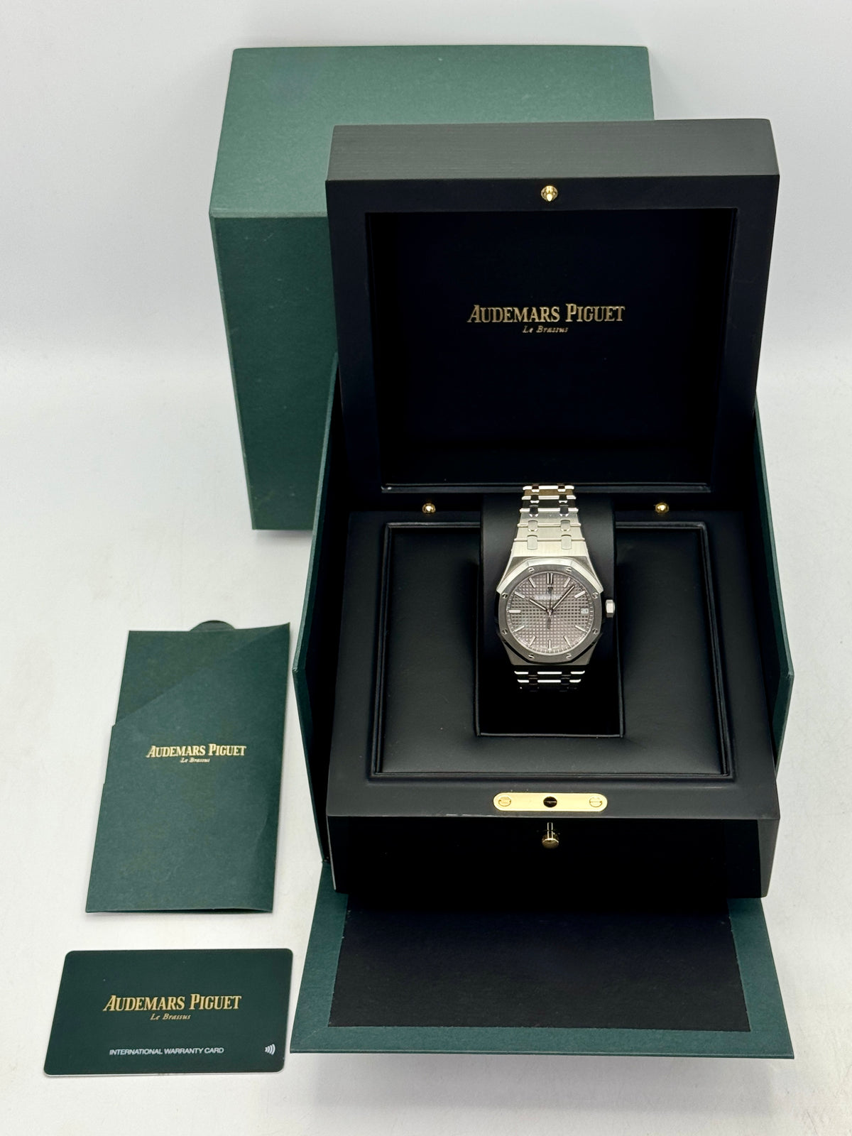 2022 Audemars Piguet Royal Oak 41mm 15500ST Stainless Steel Grey Dial - MyWatchLLC