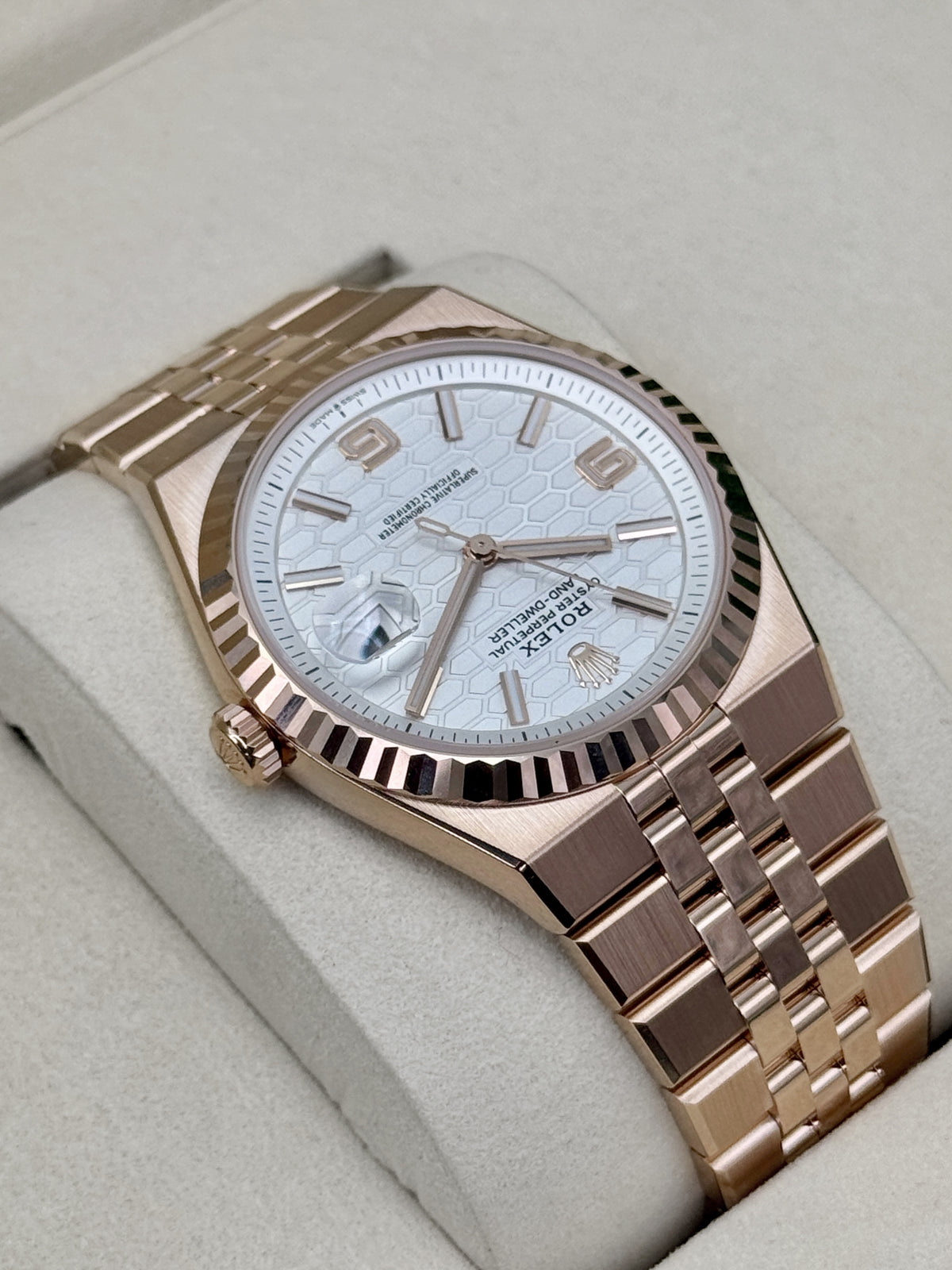 NEW 2026 Rolex Land-Dweller 40mm 127335 Rose Gold Flat Jubilee White Dial (NEW STYLE CARD)