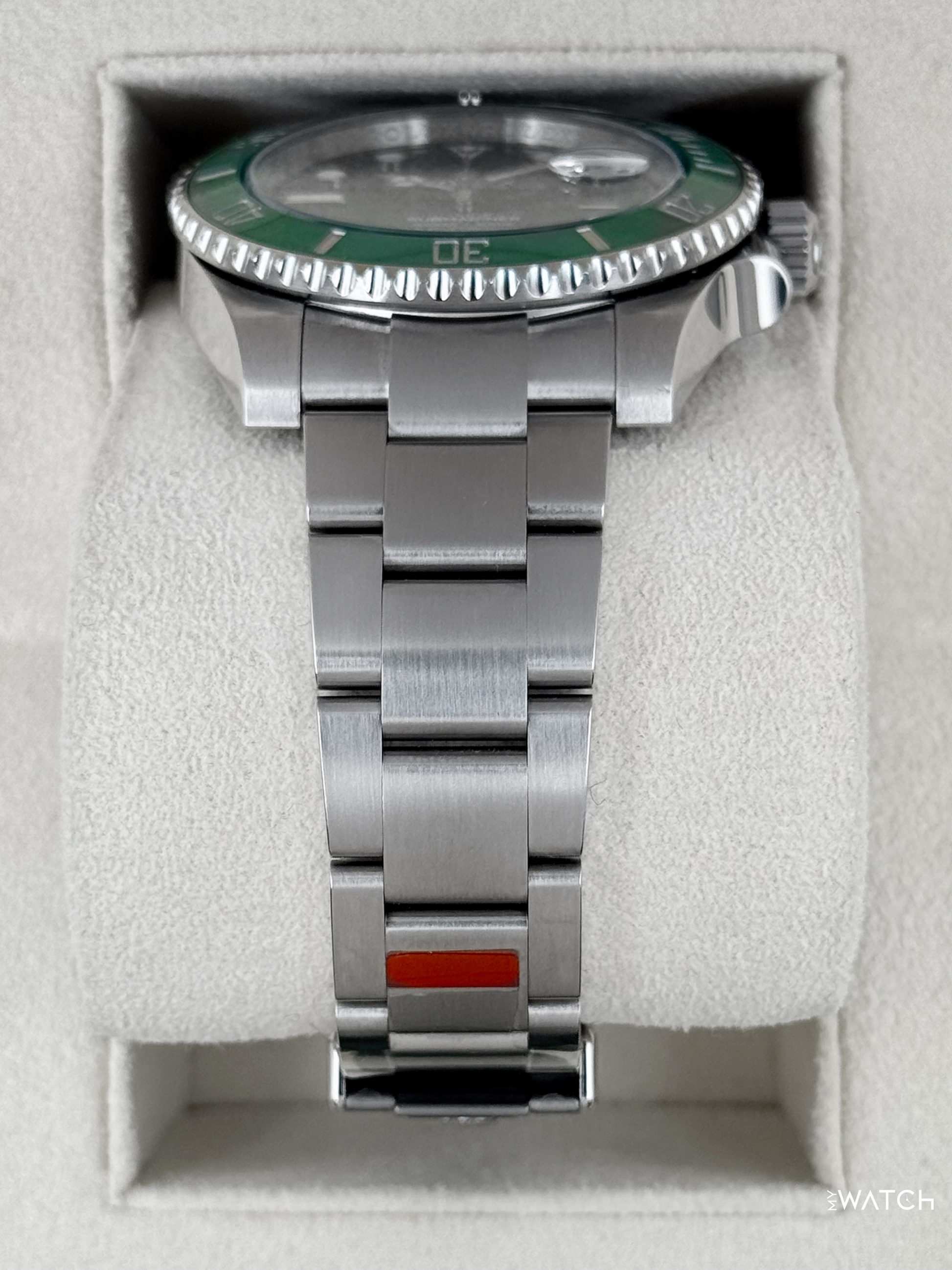 2020 Rolex Submariner “Hulk” 40mm 116610LV Green Dial (GREEN CARD & STICKERED) - MyWatchLLC