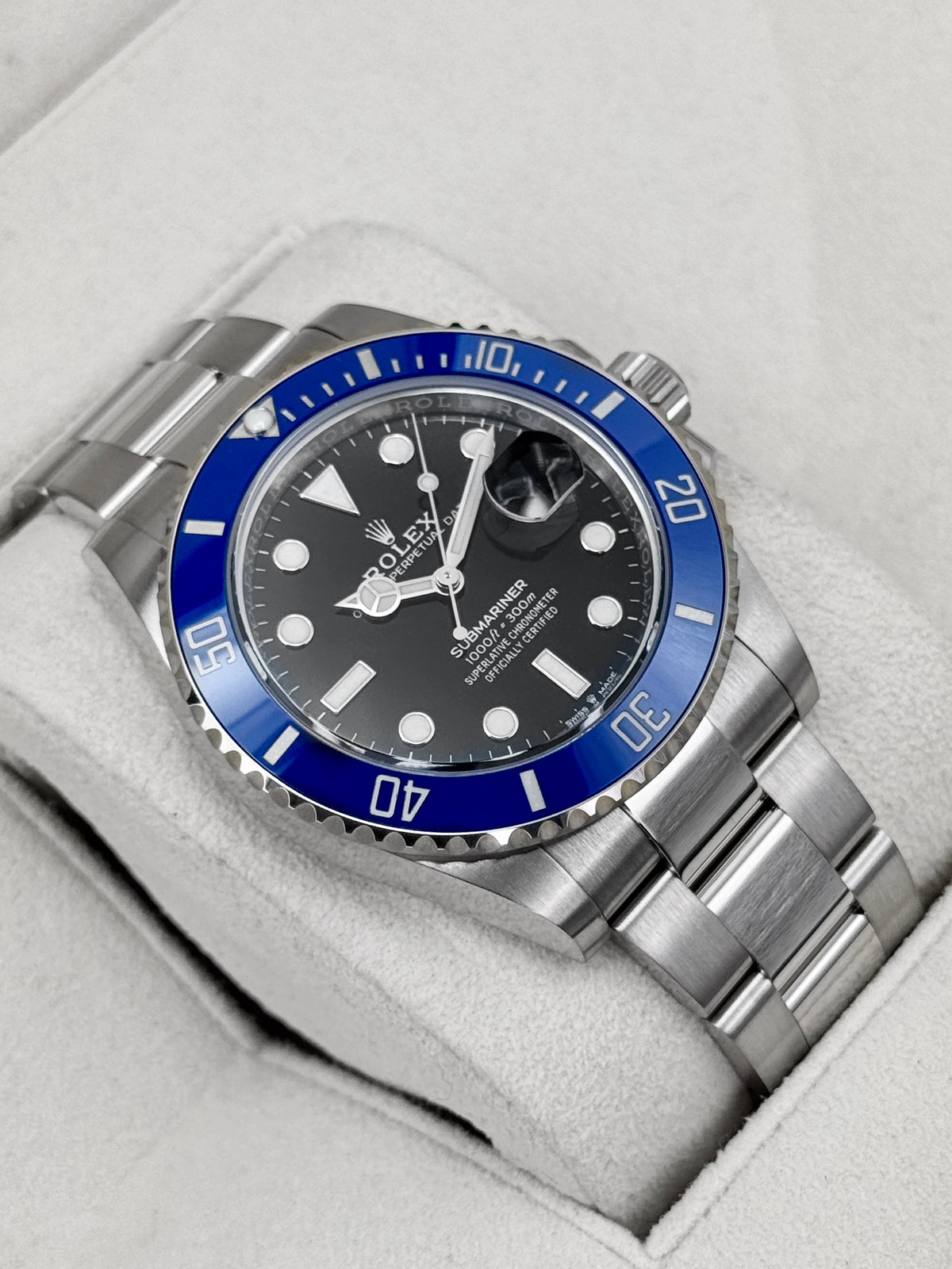 2022 Rolex Submariner Cookie Monster 41mm 126619LB White Gold Black Dial (STICKERED)