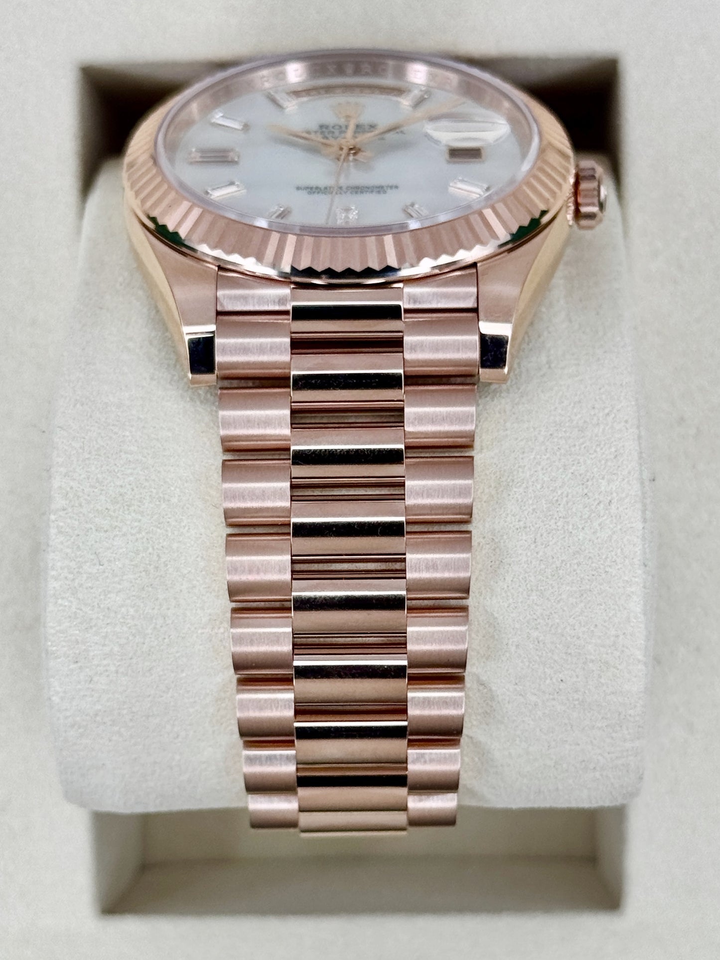 NEW 2026 Rolex Day-Date 40mm 228235 Presidential Rose Gold MOP Diamond Dial