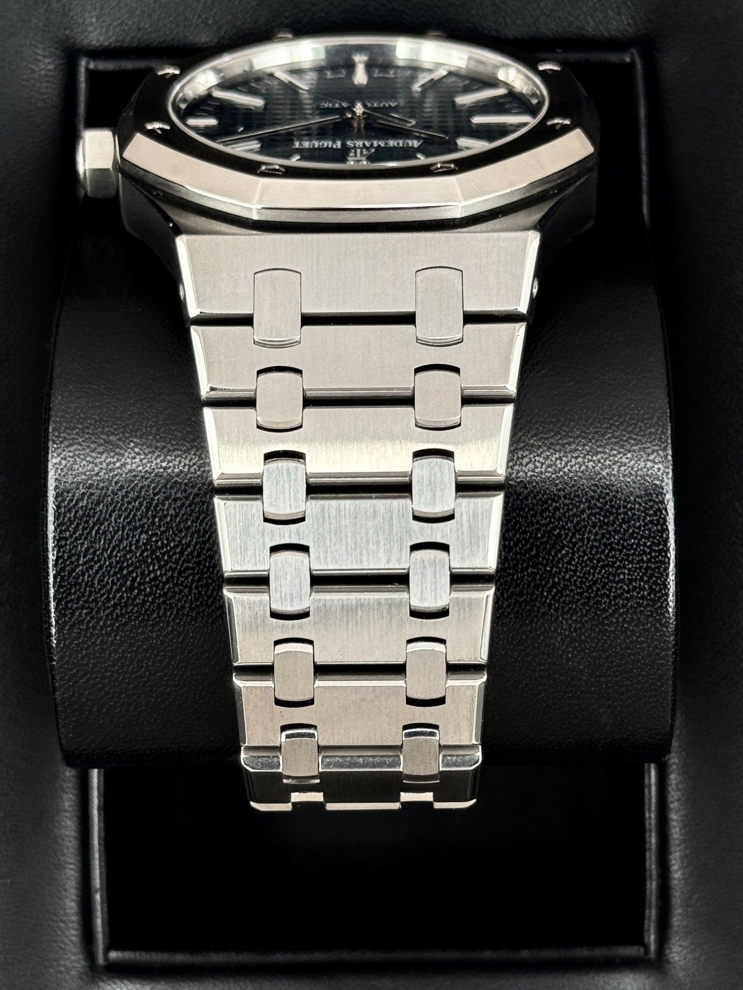 2017 Audemars Piguet Royal Oak 41mm 15400ST Blue Dial