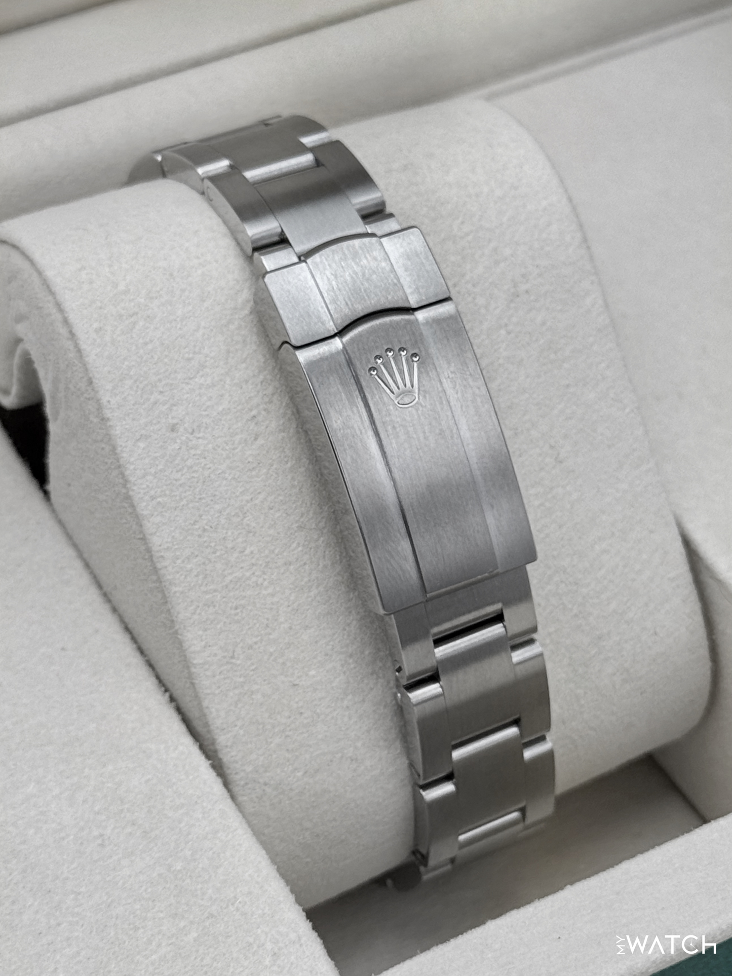 NEW 2026 Rolex Oyster Perpetual 31mm 277200 Med Blue Dial