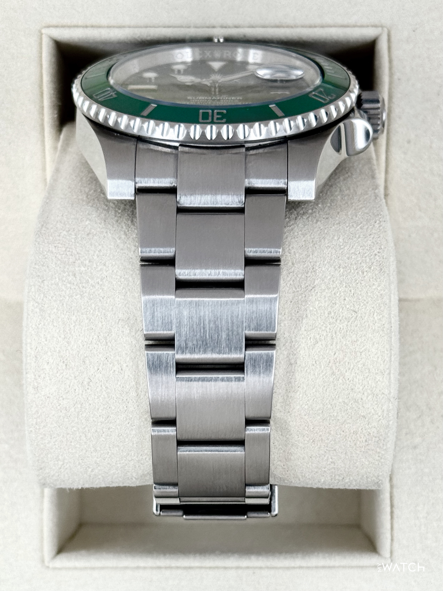 2020 Rolex Submariner “Hulk” 40mm 116610LV Green Dial (GREEN CARD) - MyWatchLLC