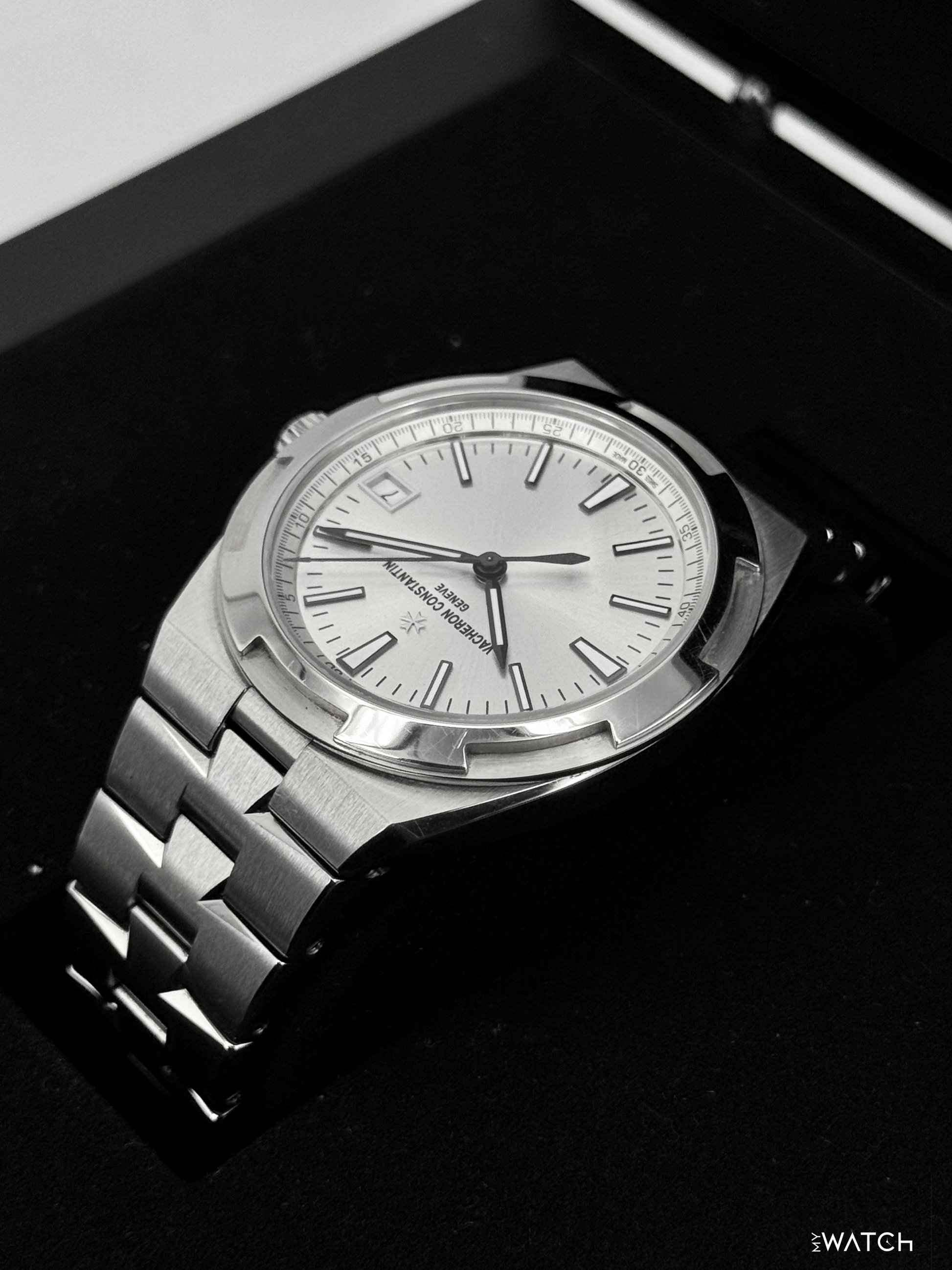 2024 Vacheron Constantin Overseas 41mm 4520V Stainless Steel Silver Dial - MyWatchLLC