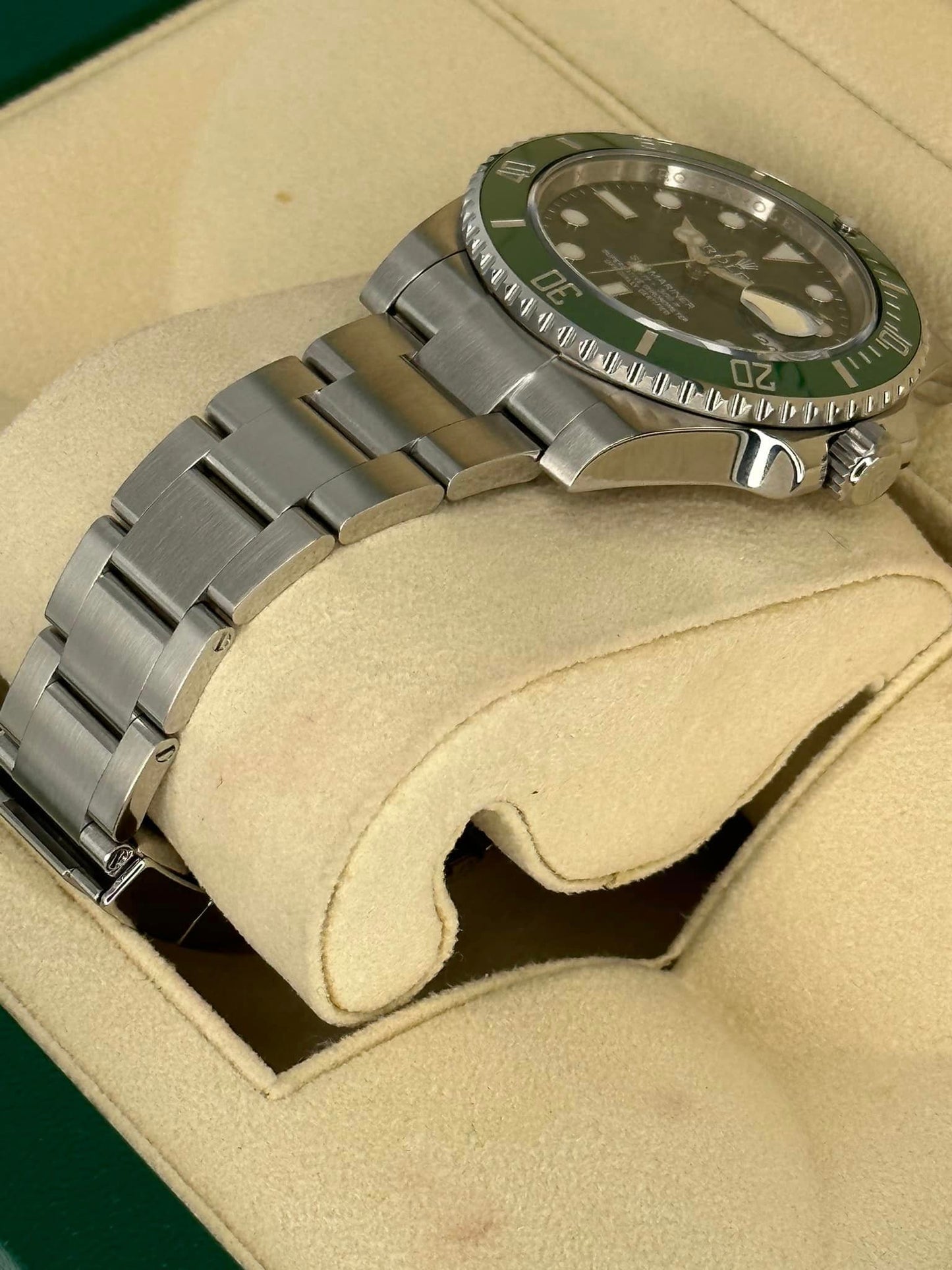 Rolex Submariner Date "Hulk" 40mm 116610LV Stainless Steel Green Dial - MyWatchLLC