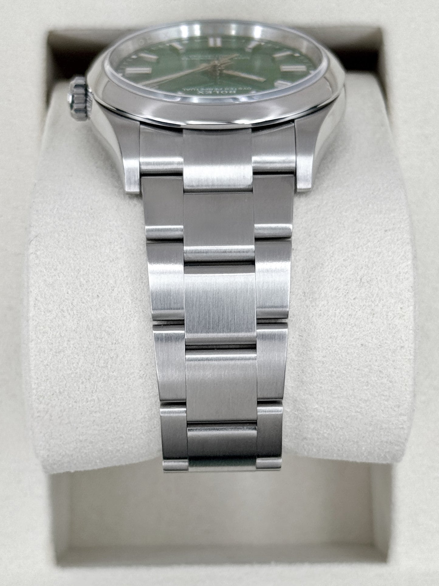 NEW 2026 Rolex Oyster Perpetual 36mm 126000 Green Dial