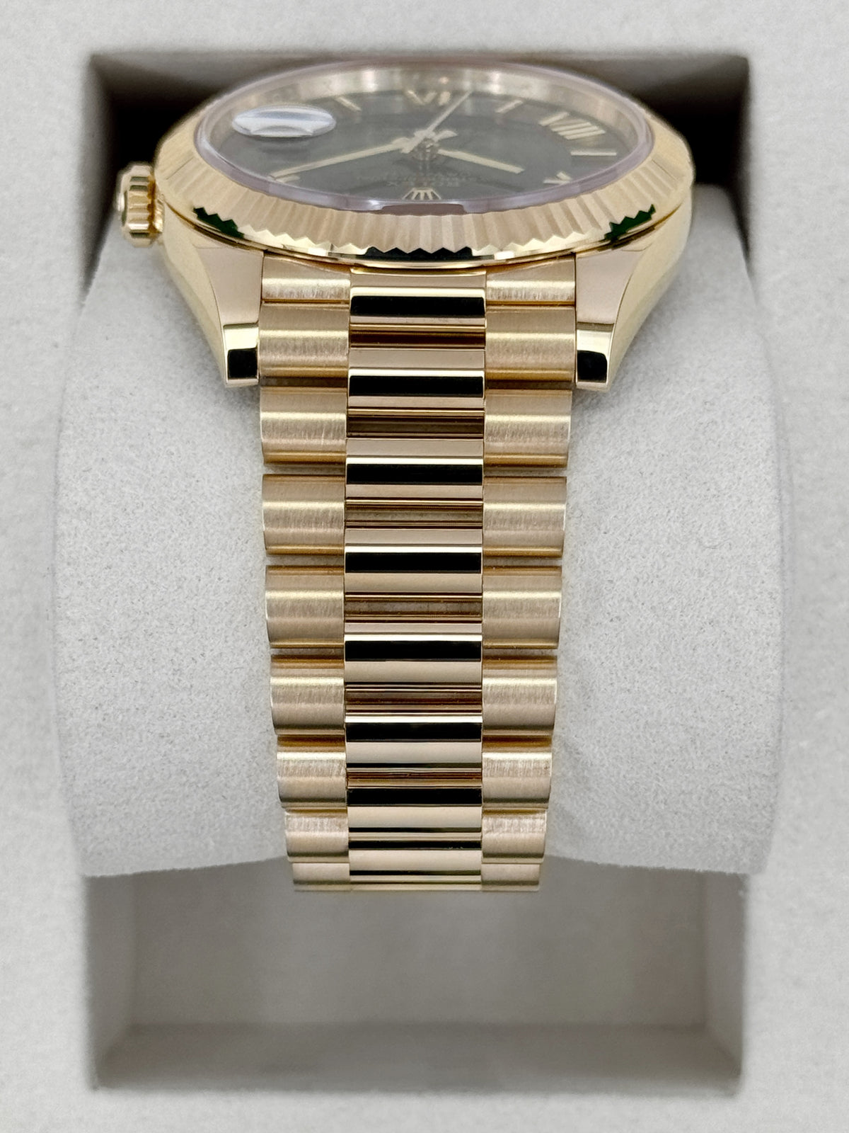 NEW 2026 Rolex Day-Date 40mm 228238 Presidential Green Ombre Dial (NEW STYLE CARD)