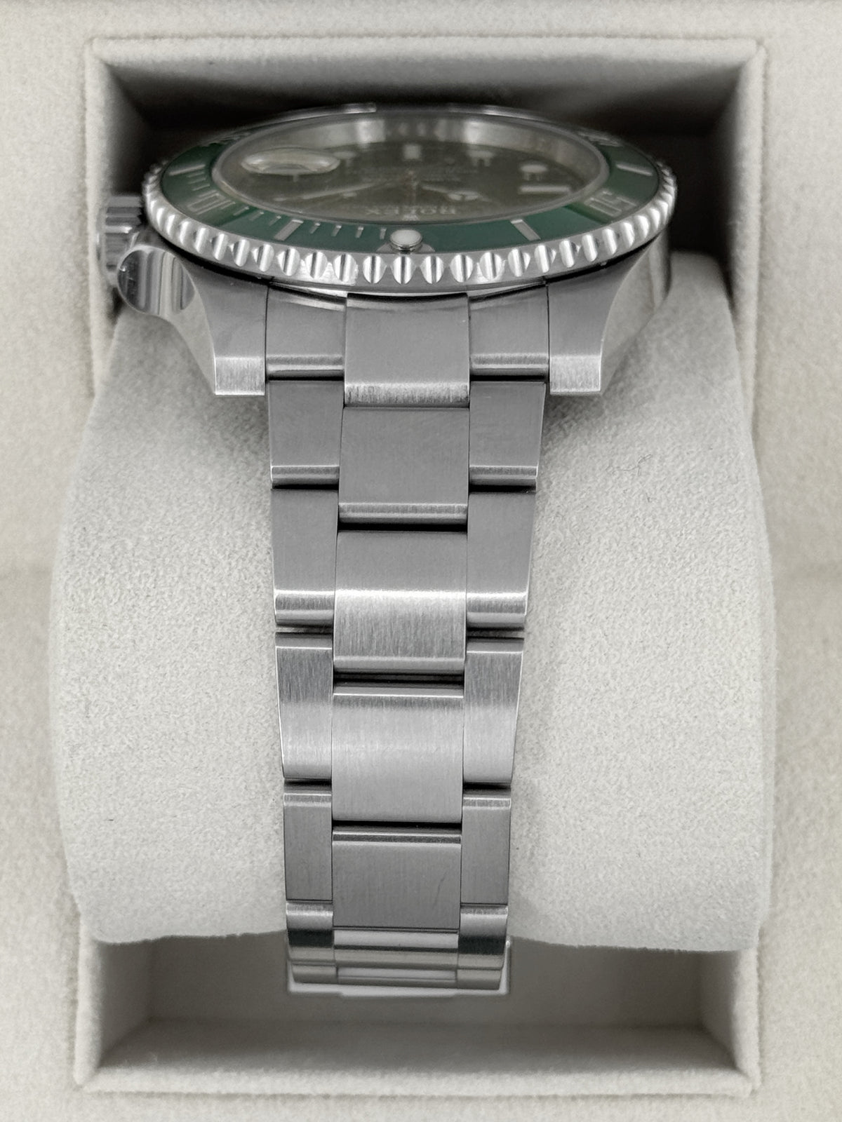 2017 Rolex Submariner Hulk 40mm 116610LV Green Dial