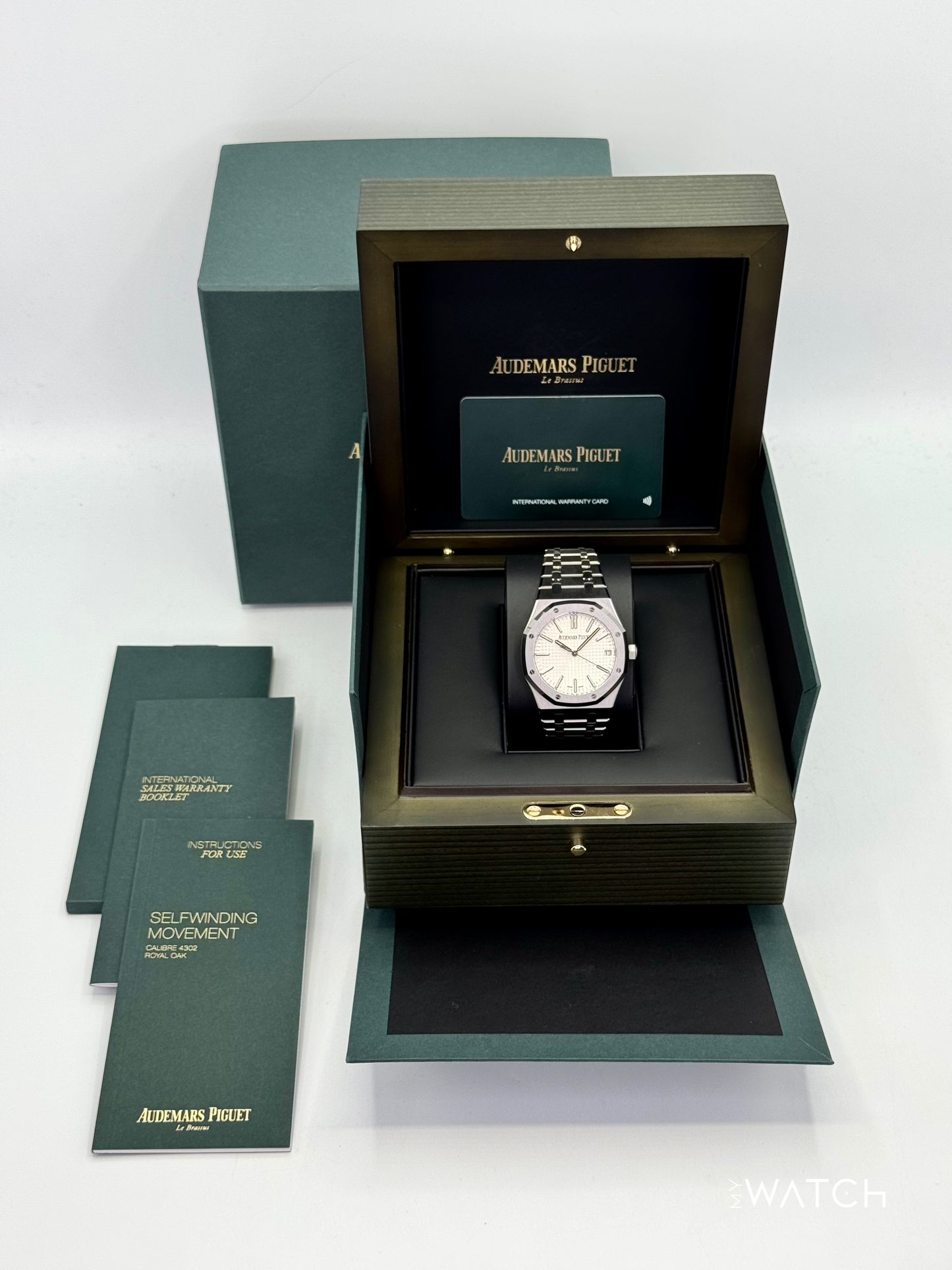 NEW 2022 Audemars Piguet  Royal Oak  41mm 15510ST Stainless Steel White Dial