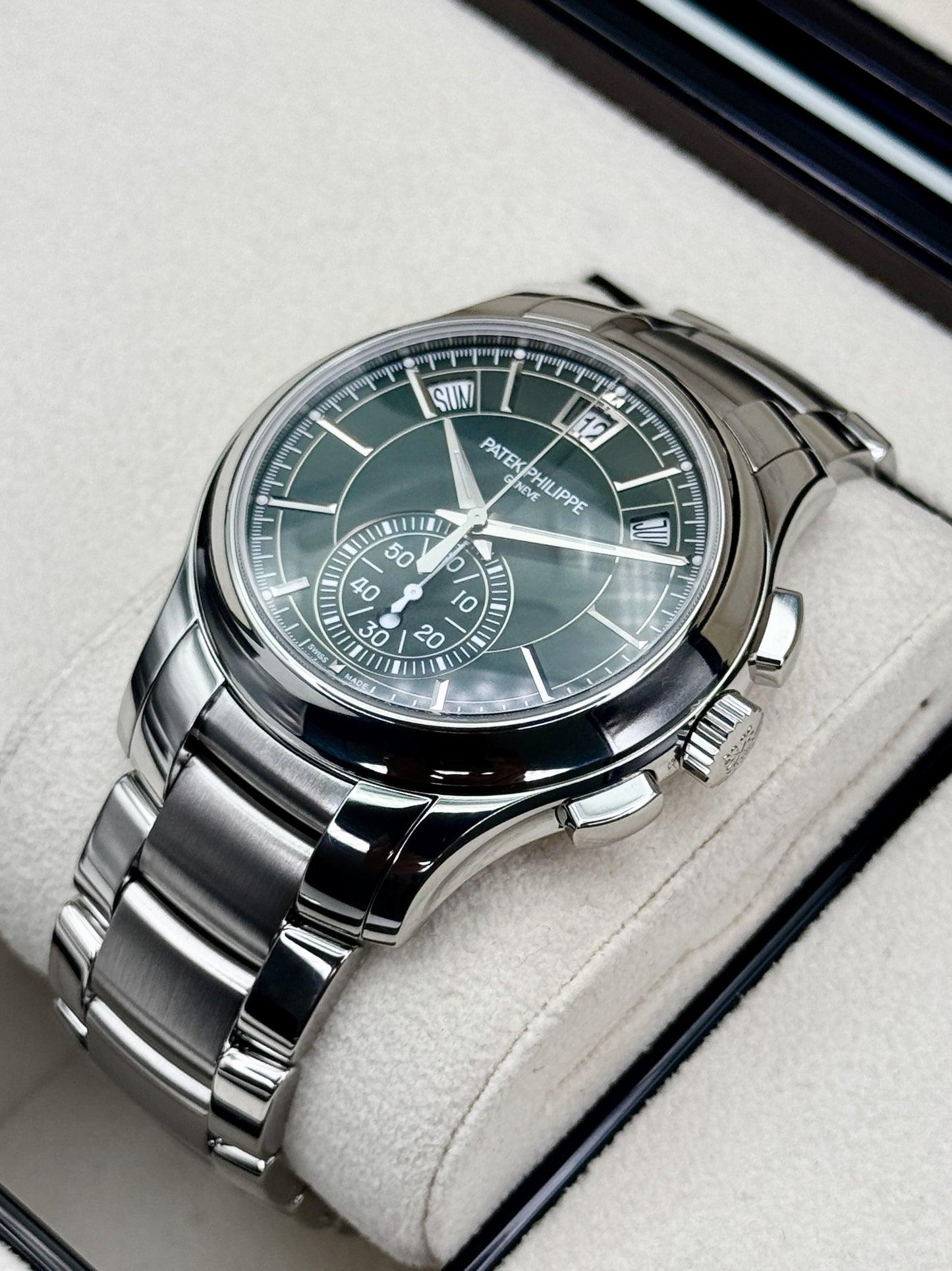 2022 Patek Philippe Flyback Chronograph Annual Calendar 5905/1A Olive Green Dial