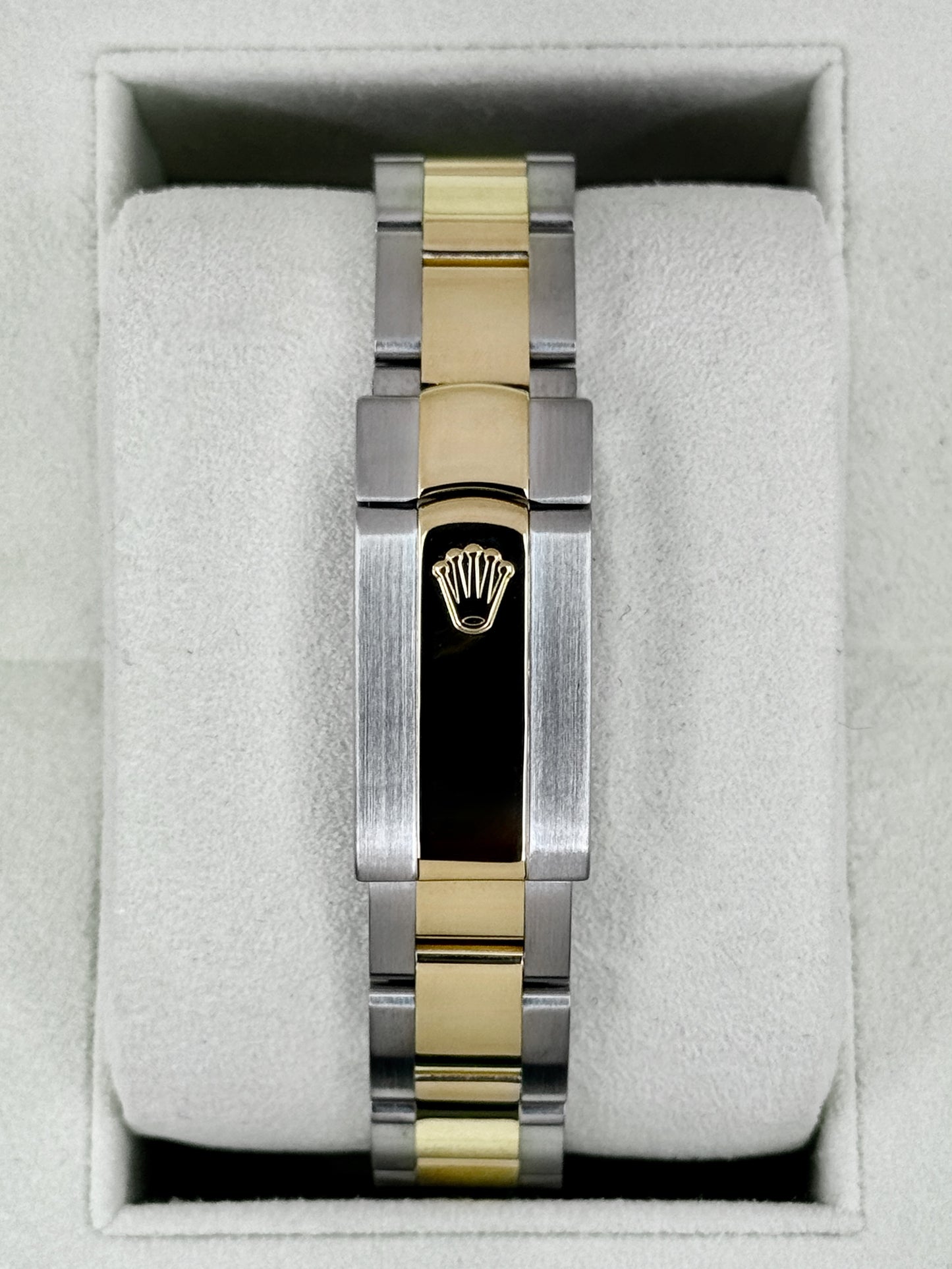 2011 Rolex Datejust 31mm 178343 Two-Tone Oyster Silver Dial