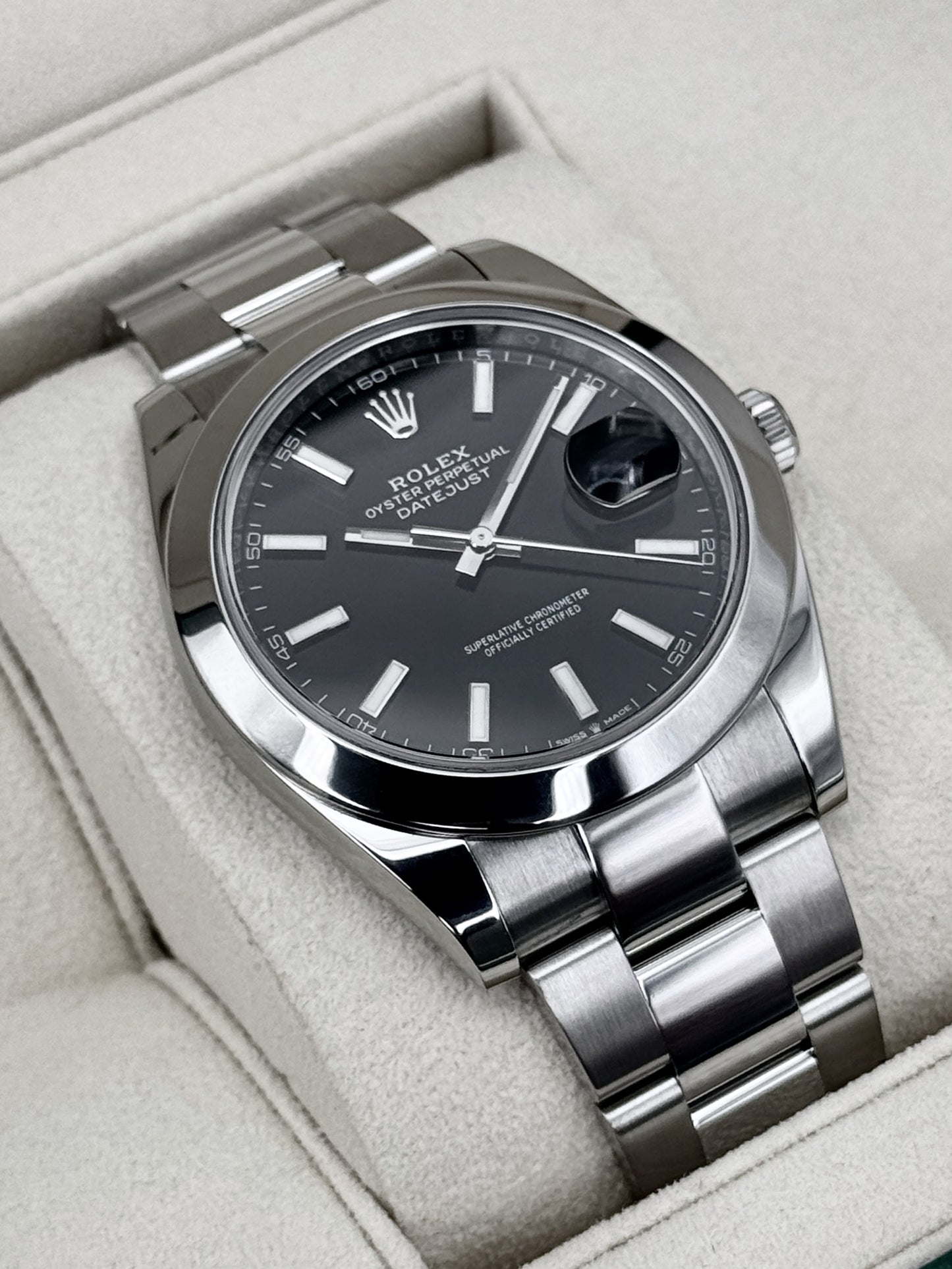 2021 Rolex Datejust 41mm 126300 Stainless Steel Oyster Black Dial