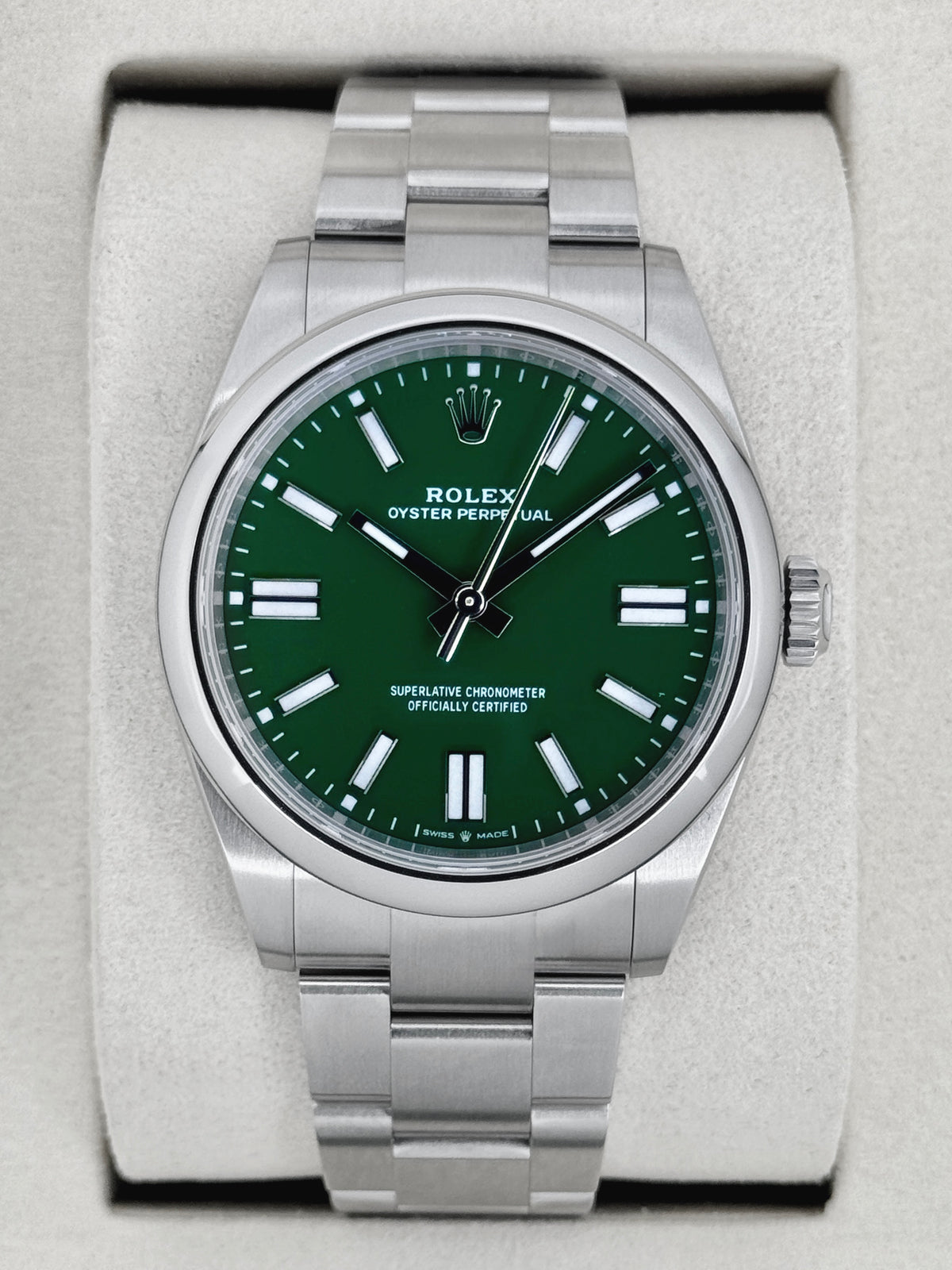 NEW 2026 Rolex Oyster Perpetual 41mm 134300 Green Dial (NEW STYLE CARD)