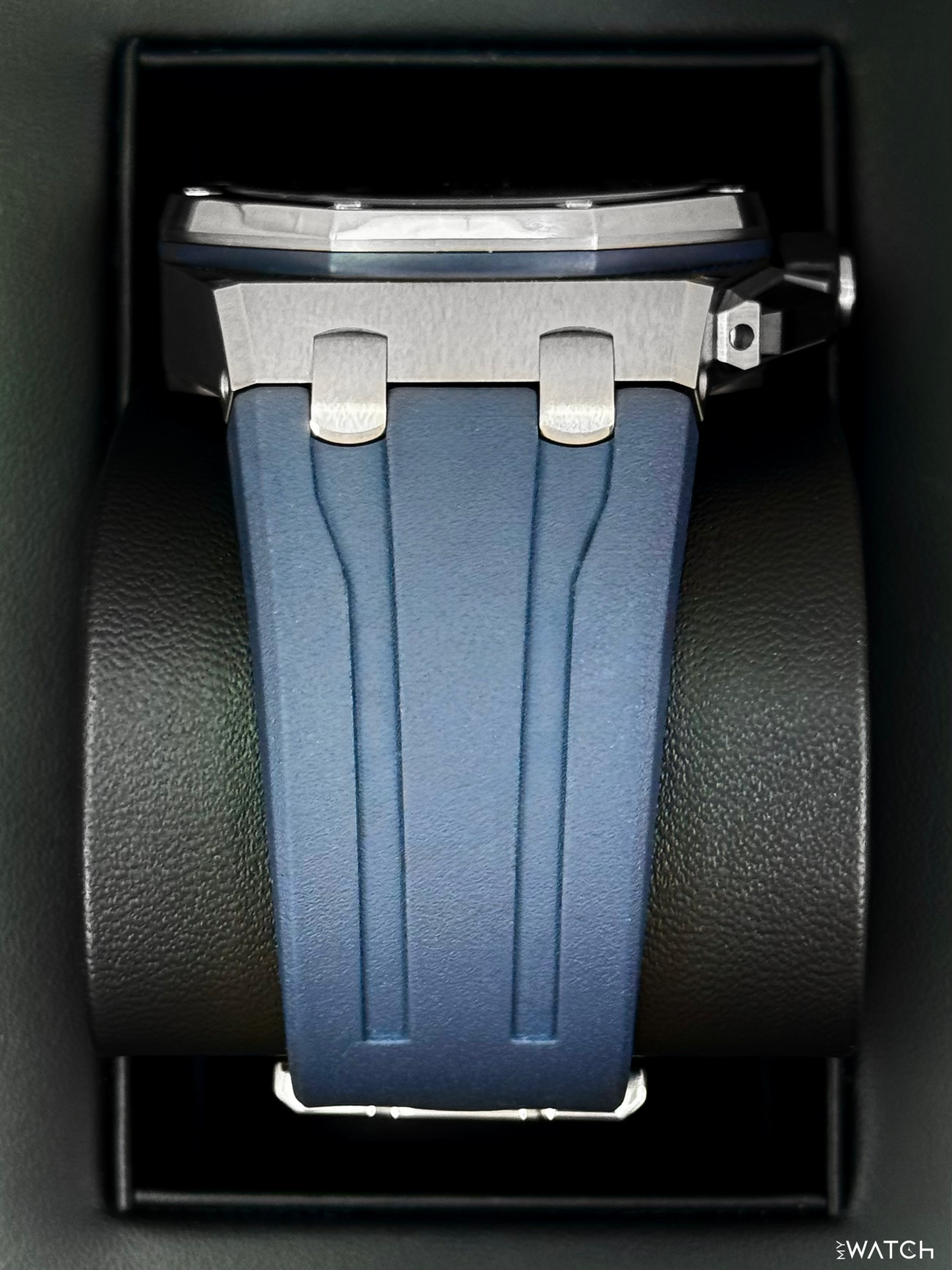 2022 Audemars Piguet Royal Oak Offshore 43mm 26420TI Titanium Blue Dial