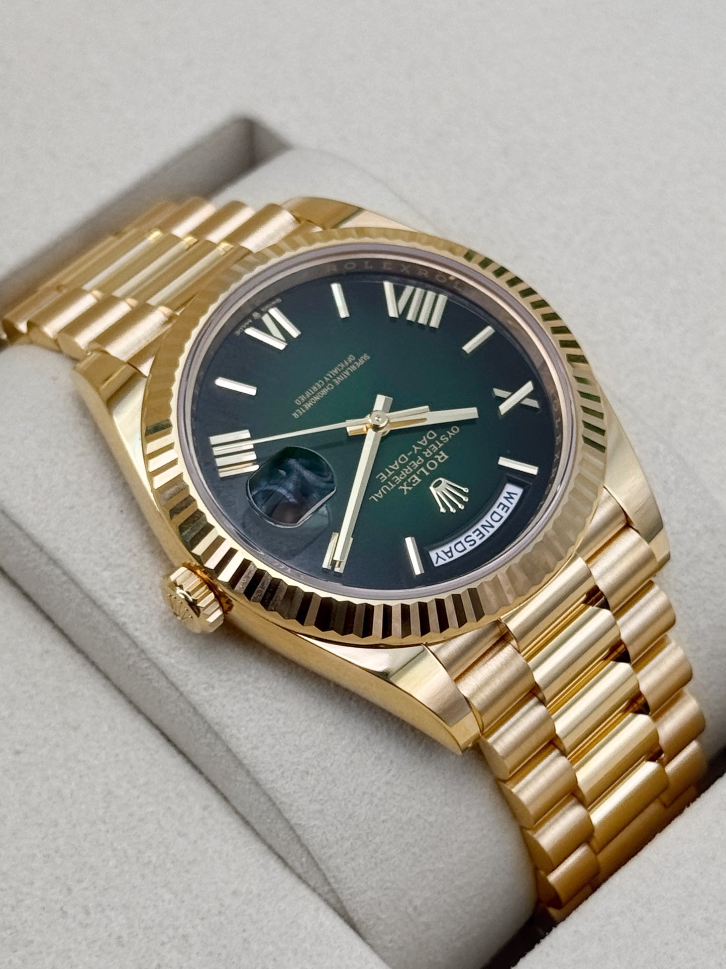 NEW 2026 Rolex Day-Date 40mm 228238 Presidential Green Ombre Dial