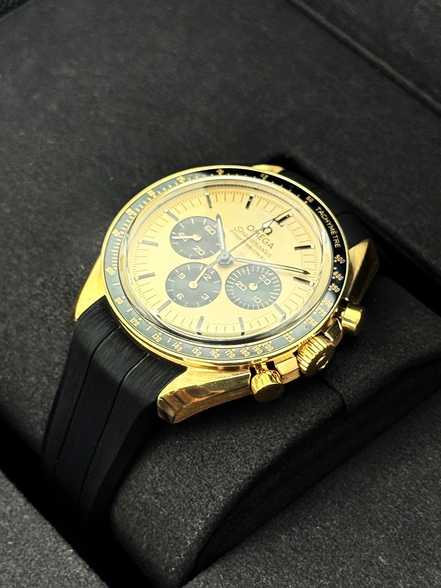 2022 Omega Speedmaster 42mm 310.62.42.50.99.001 18kt Yellow Gold