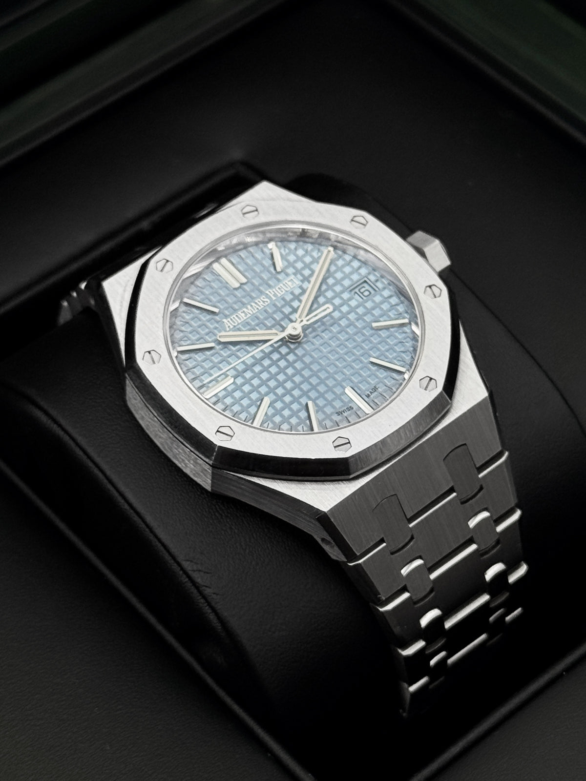 2024 Audemars Piguet Royal Oak 37mm 15550ST Stainless Steel Blue Dial