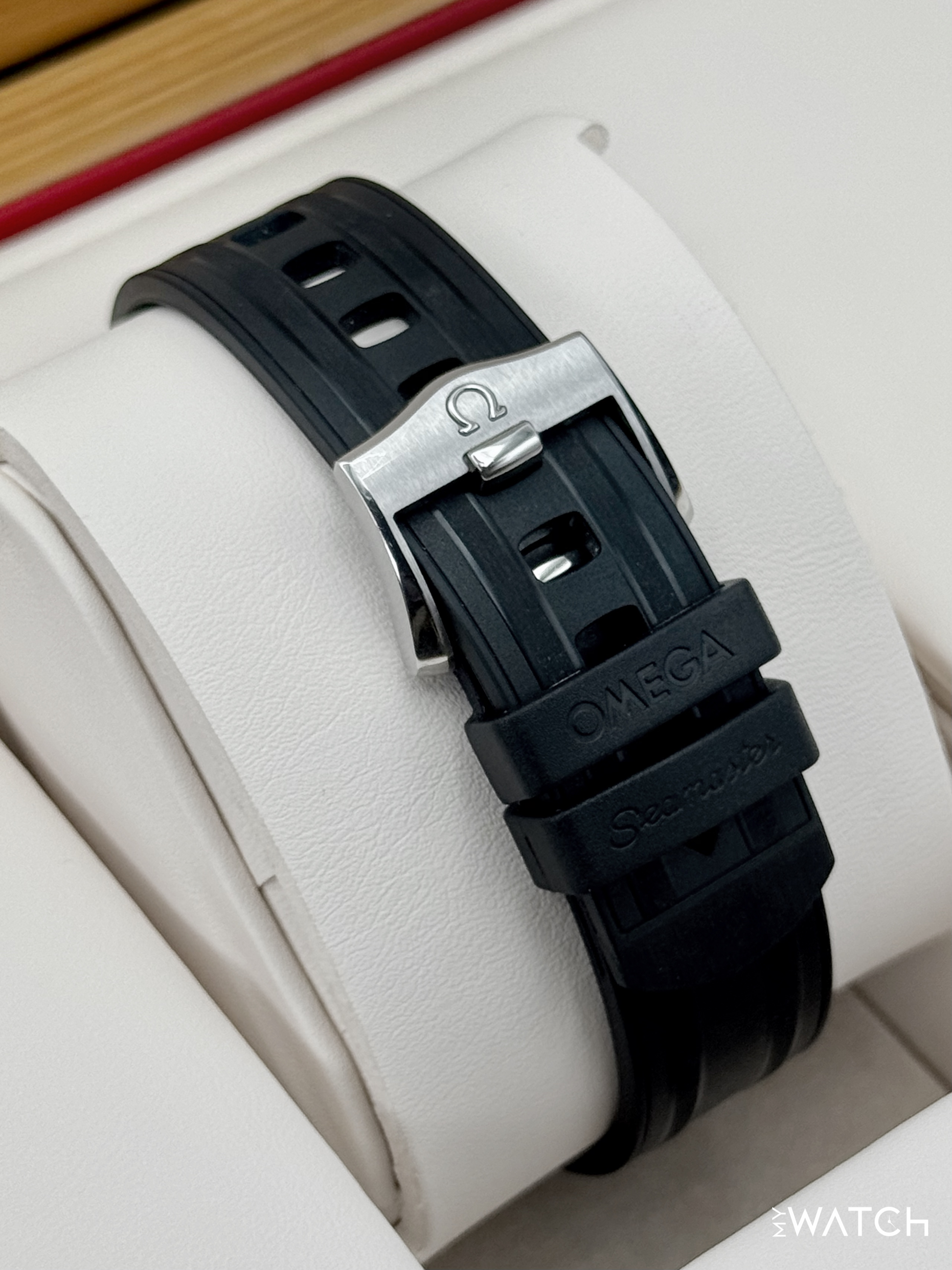 2025 Omega Seamaster Master Chronometer 42mm 210.32.42.20.01.002 Black Dial - MyWatchLLC