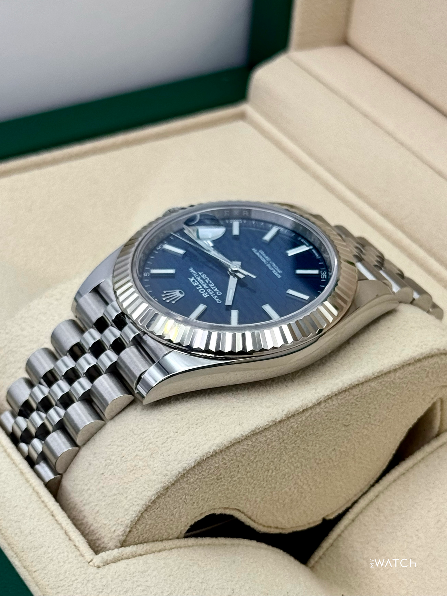 2022 Rolex Datejust 41mm 126334 Stainless Steel Jubilee Blue Motif Dial