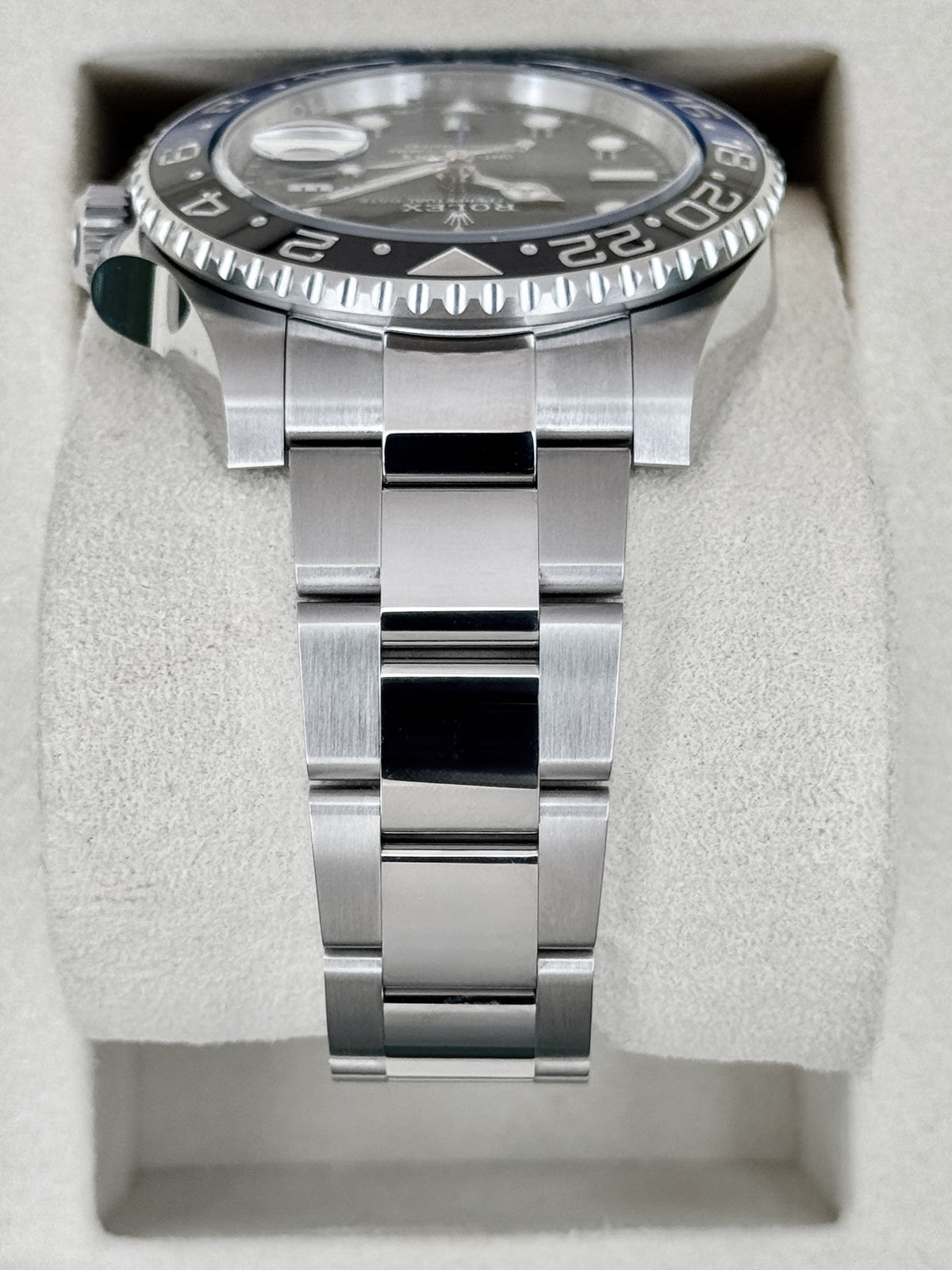 NEW 2026 Rolex GMT-Master II Batman 40mm 126710BLNR Oyster (NEW STYLE CARD)