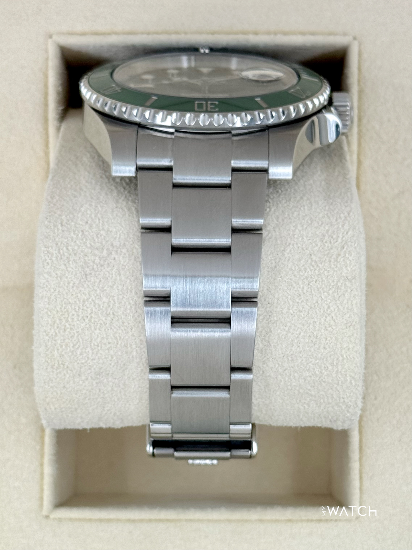 2020 Rolex Submariner “Hulk” 40mm 116610LV Green Dial