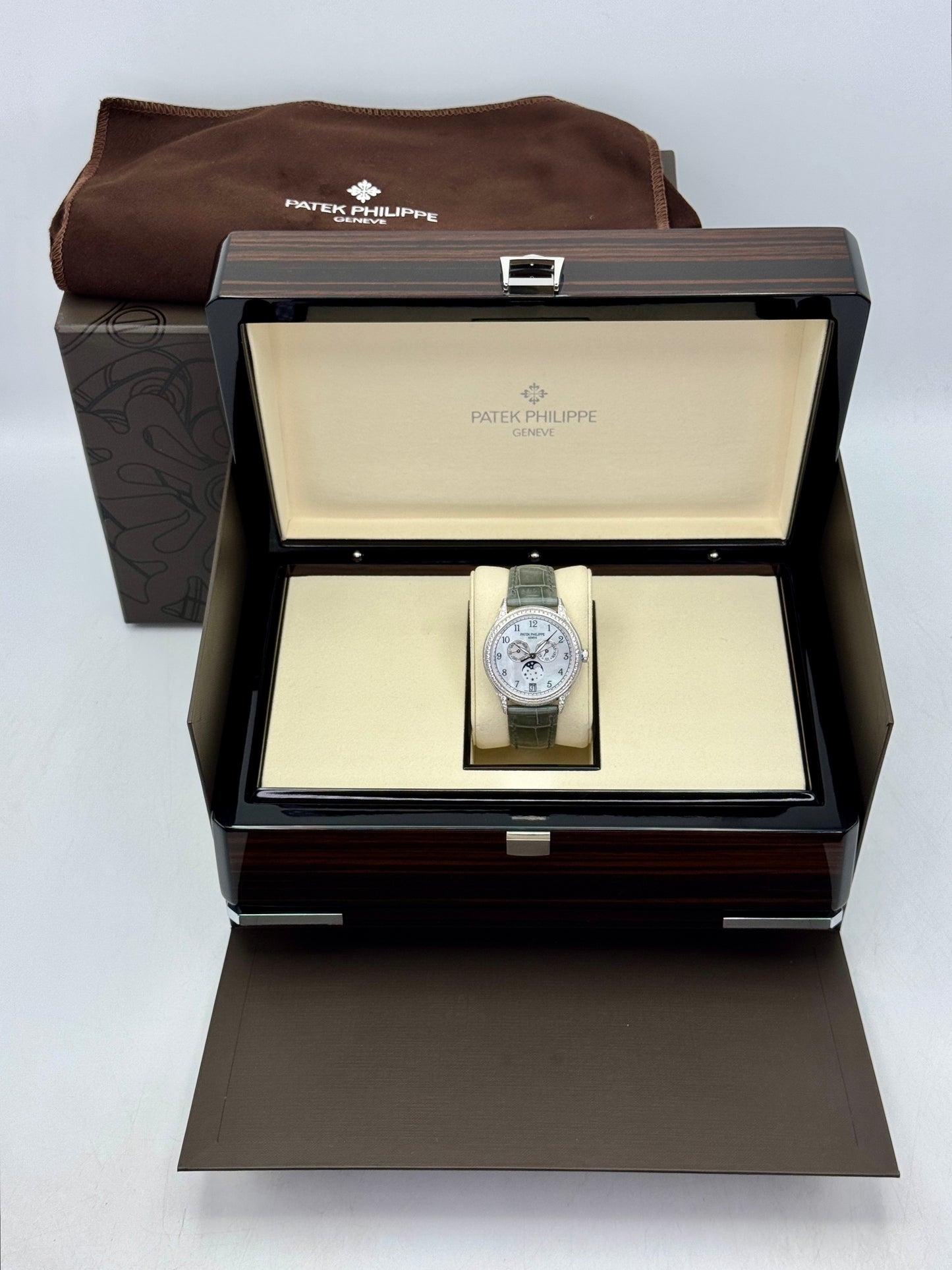 NEW 2026 Patek Philippe Annual Calendar 38mm 4948G White Gold Mother of Pearl Dial