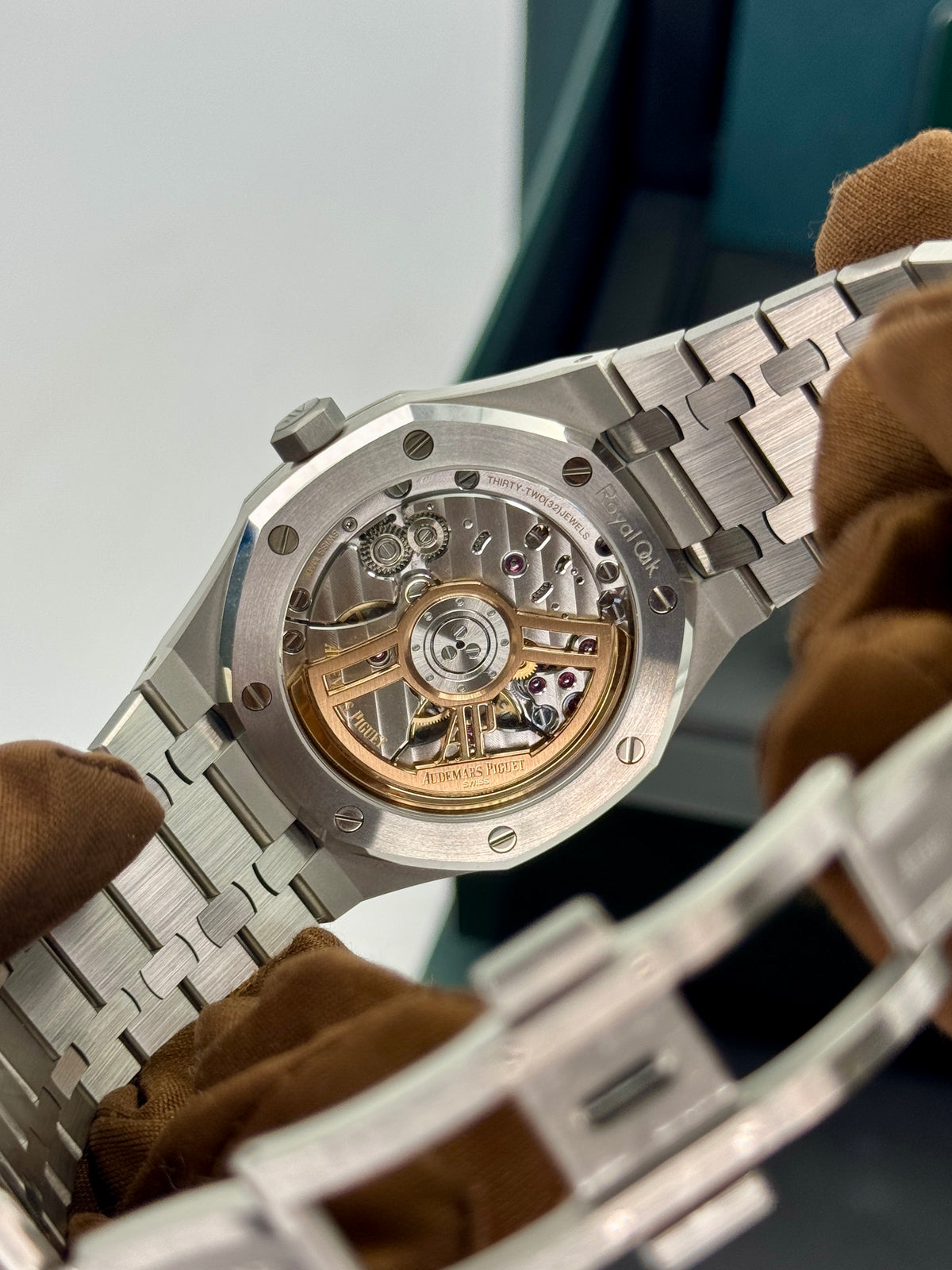 2024 Audemars Piguet Royal Oak 41mm 15510ST Stainless Steel Green Dial
